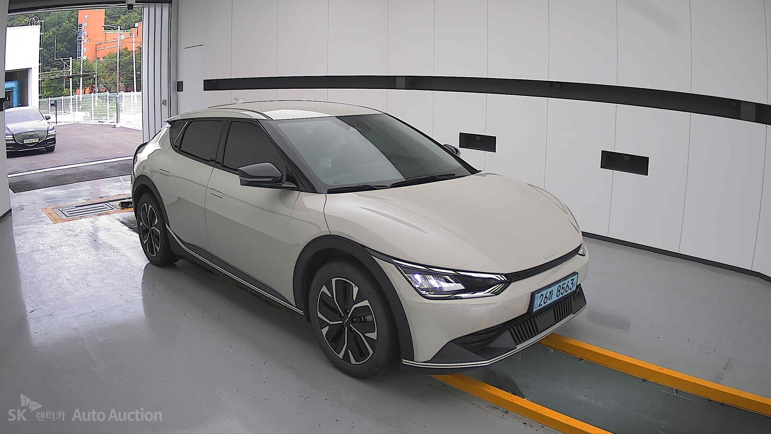 2022 - kia ev6