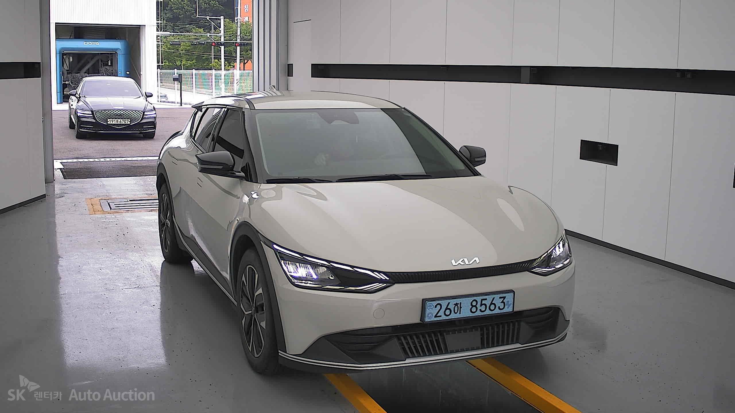2022 - kia ev6