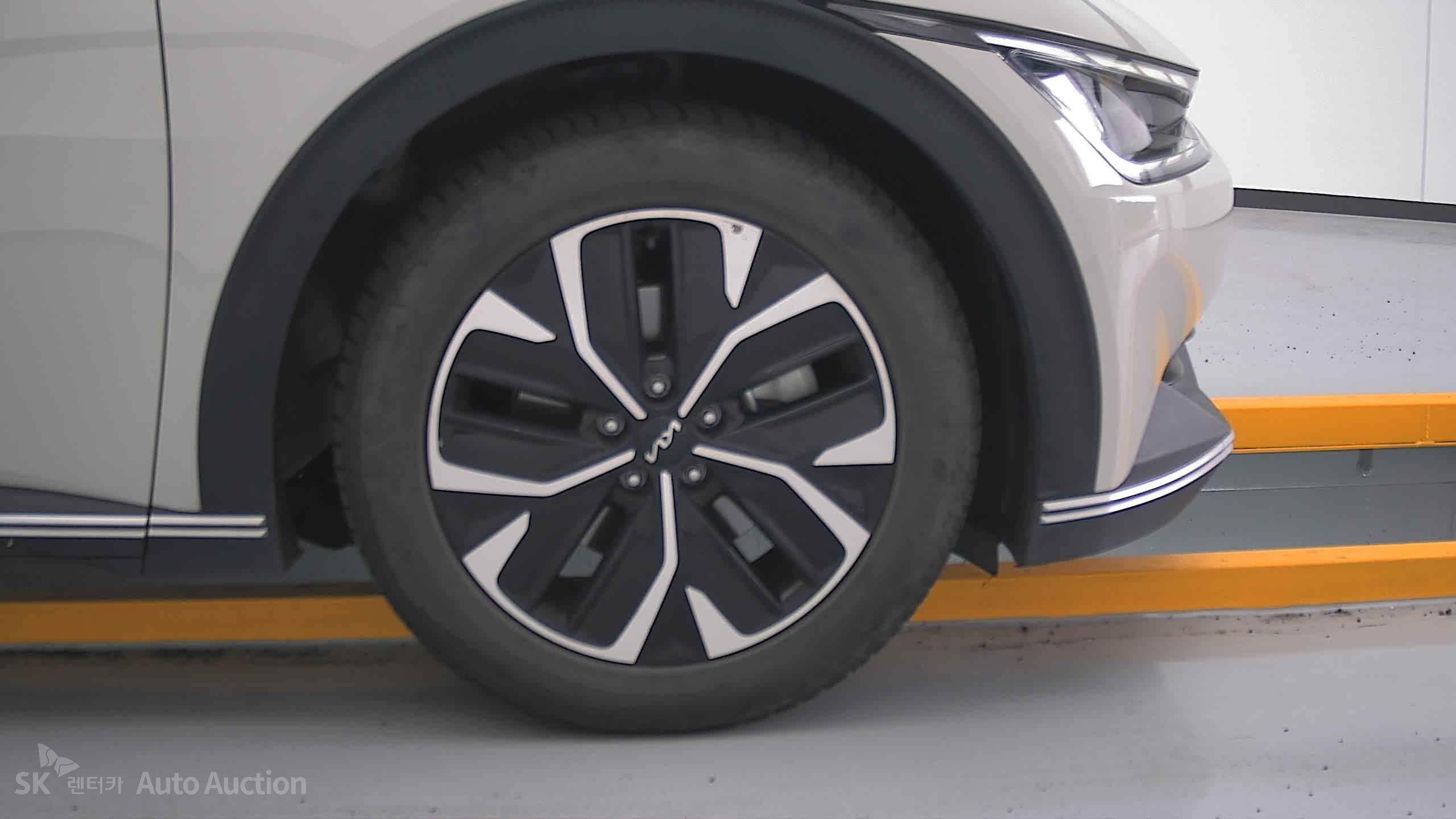 2022 - kia ev6