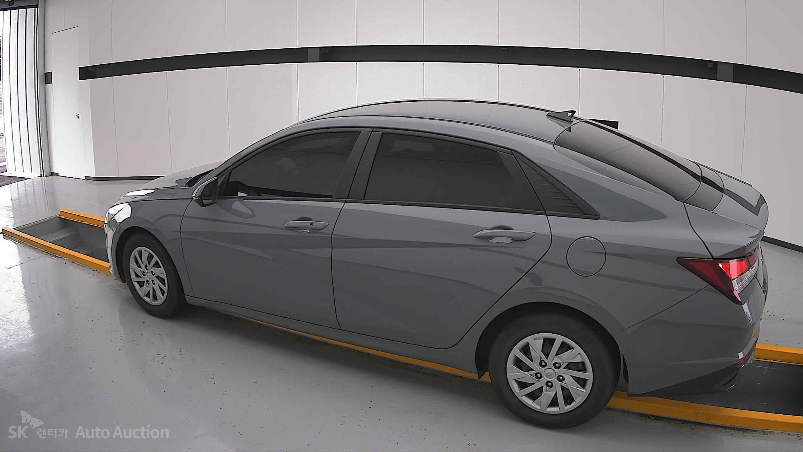 2021 - hyundai avante