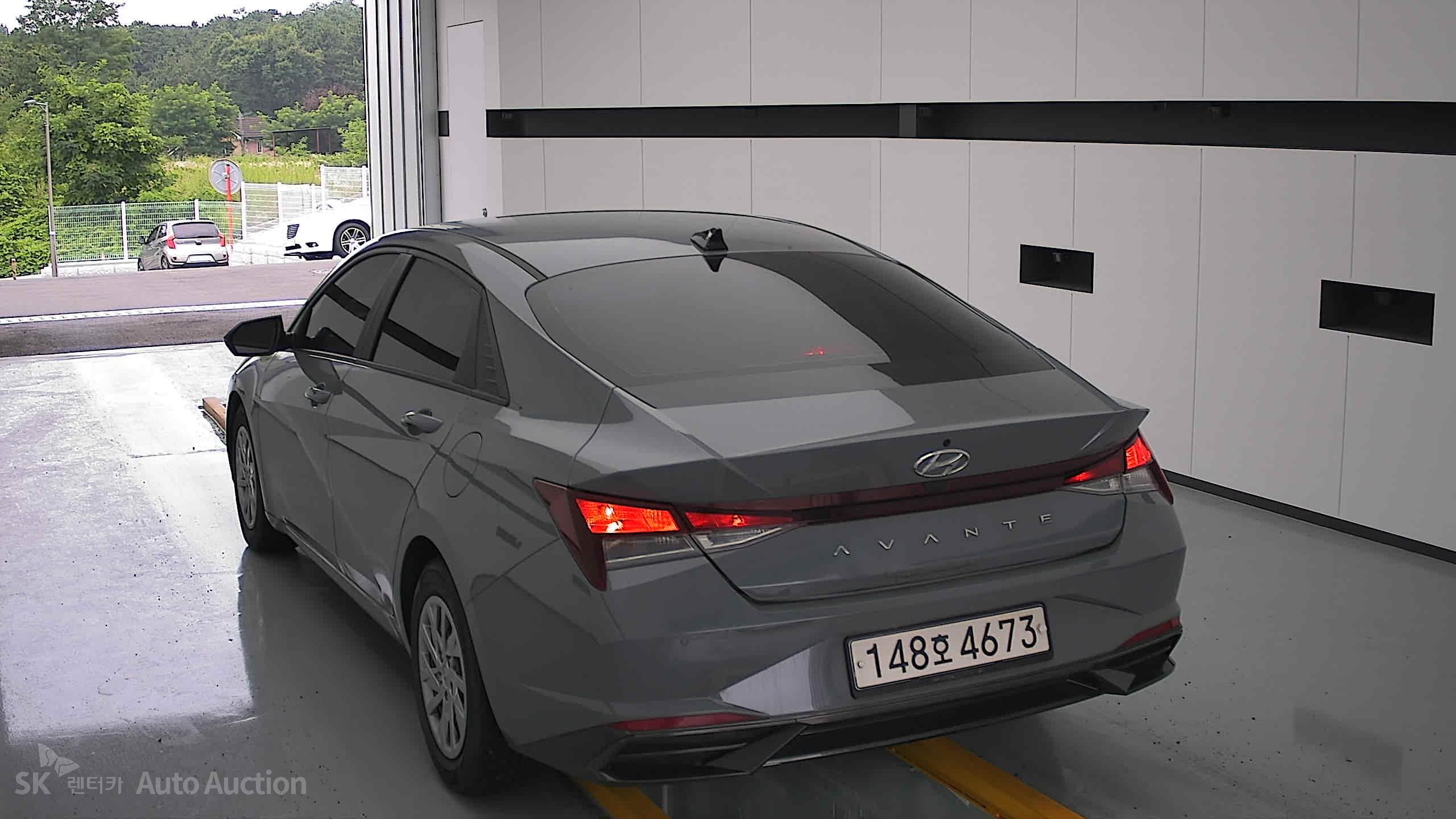 2021 - hyundai avante