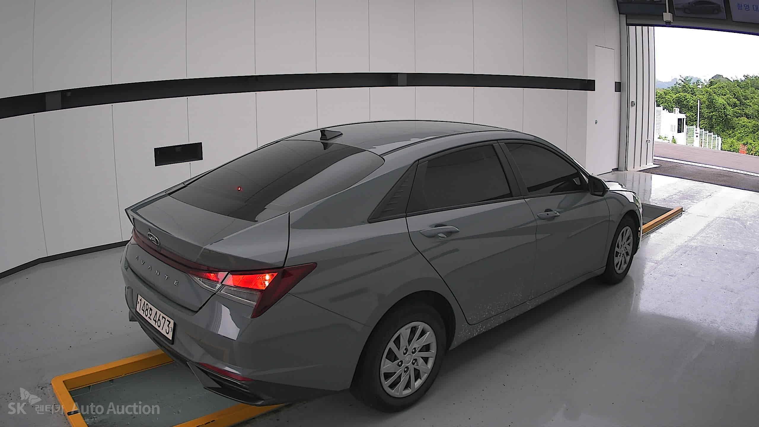 2021 - hyundai avante