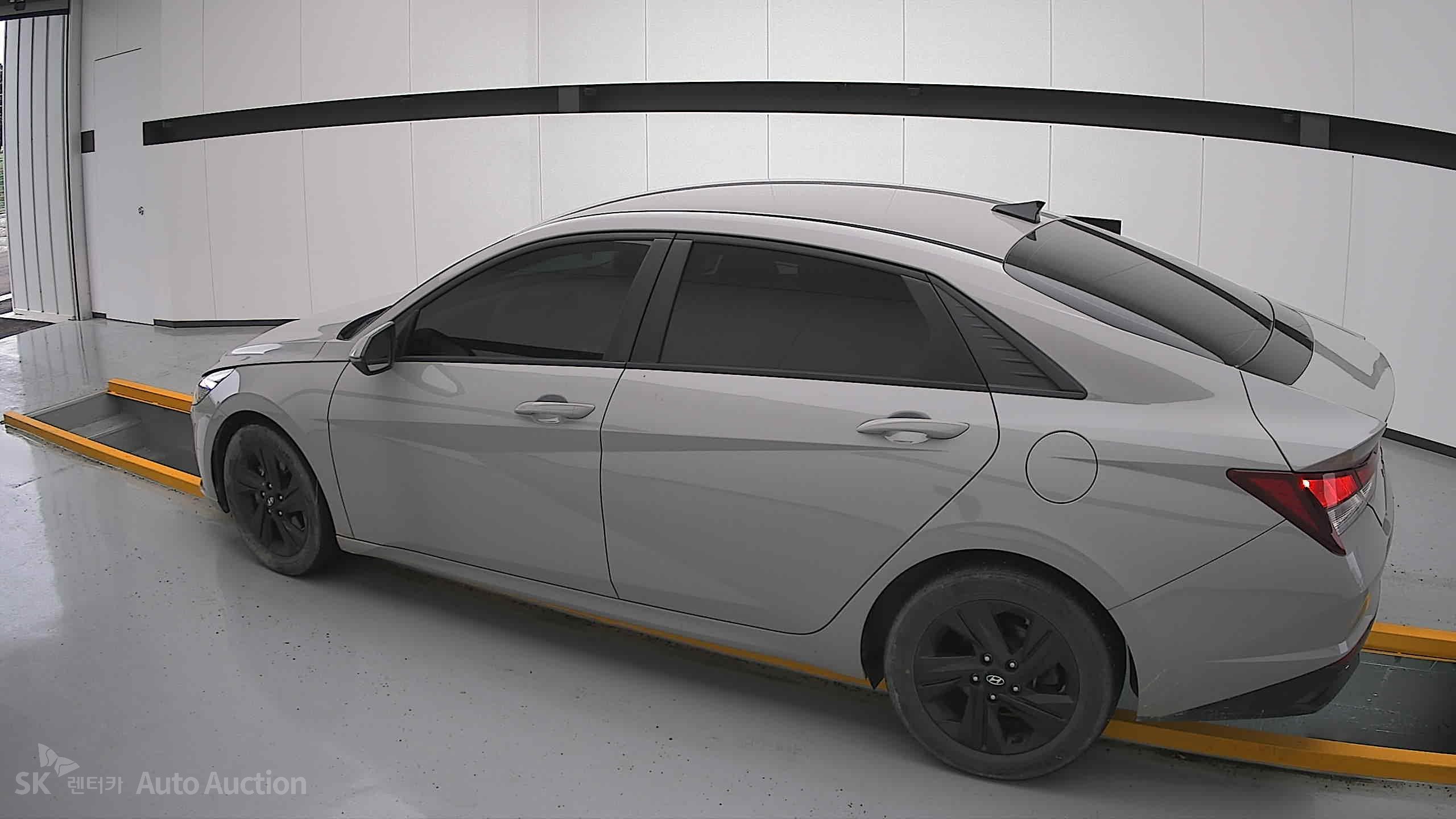 2023 - hyundai avante