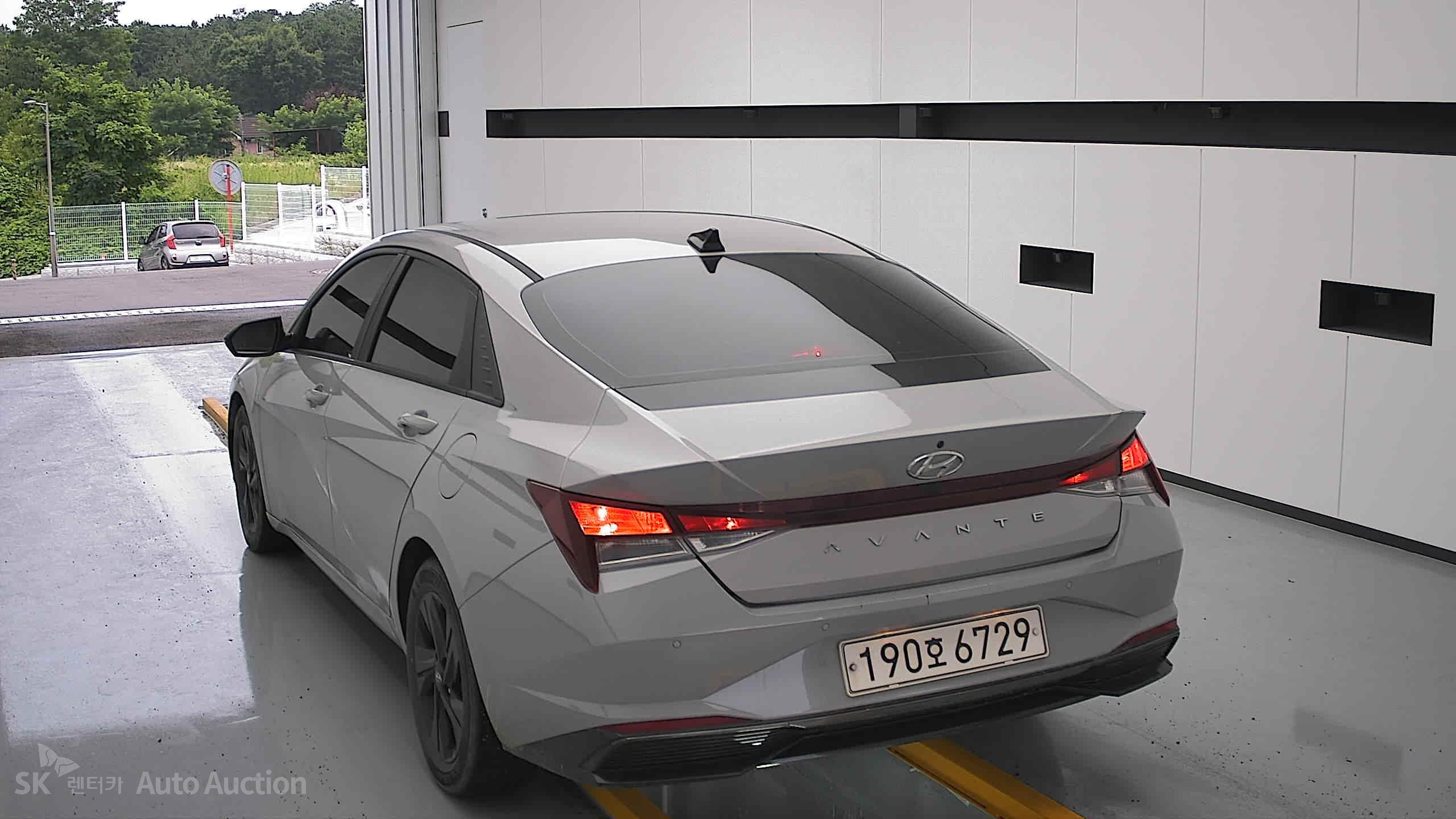 2023 - hyundai avante