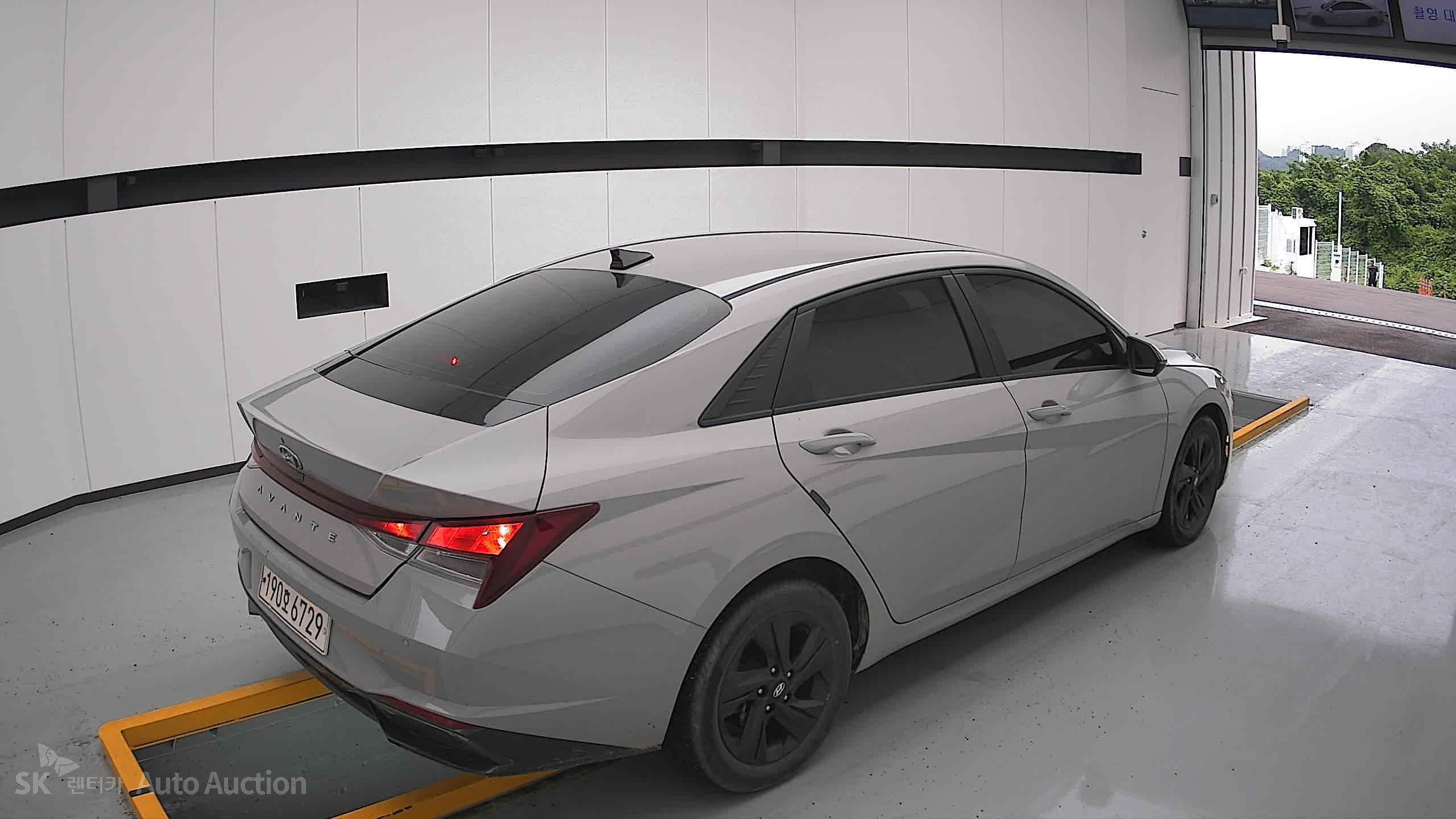 2023 - hyundai avante