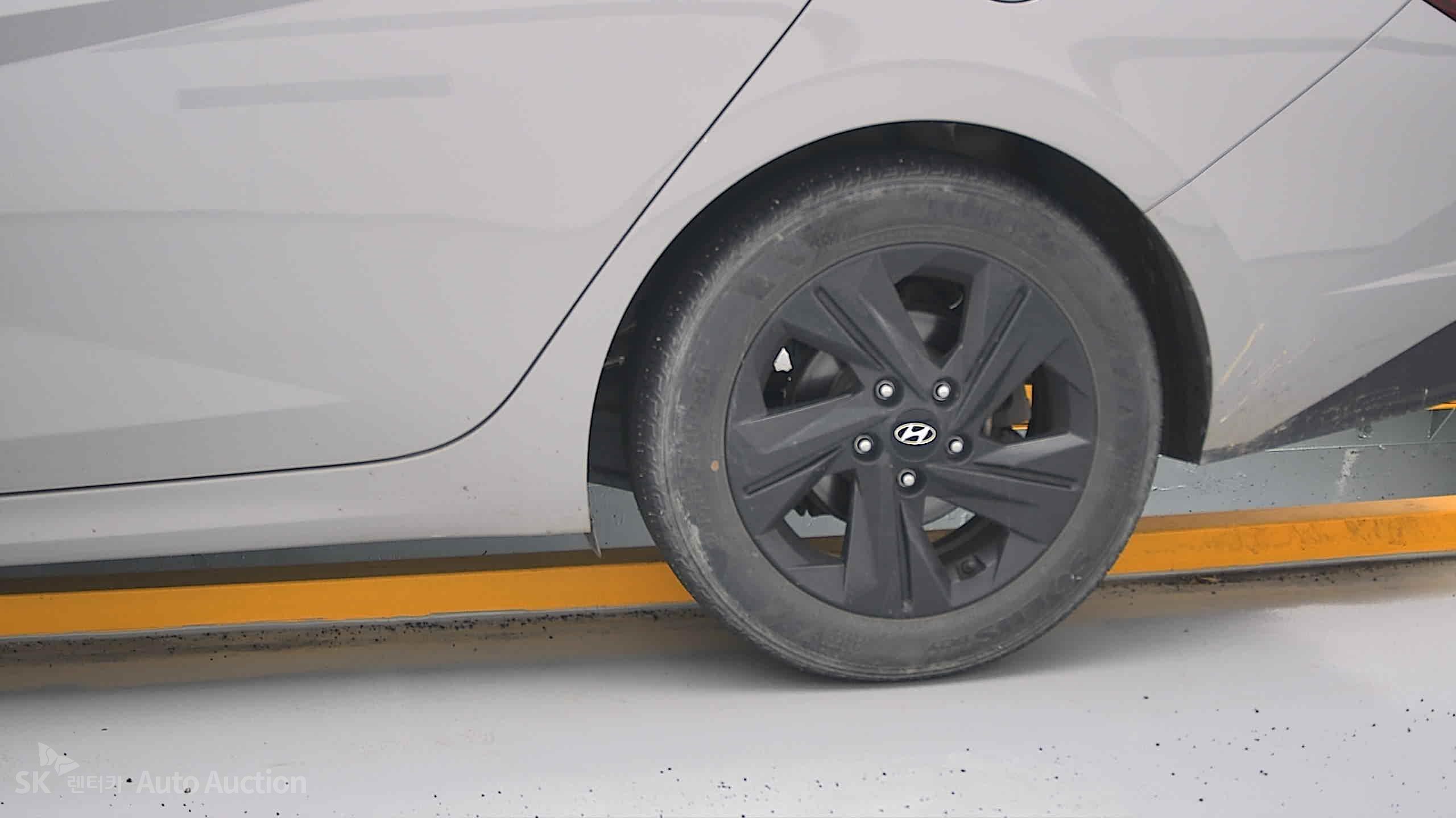 2023 - hyundai avante