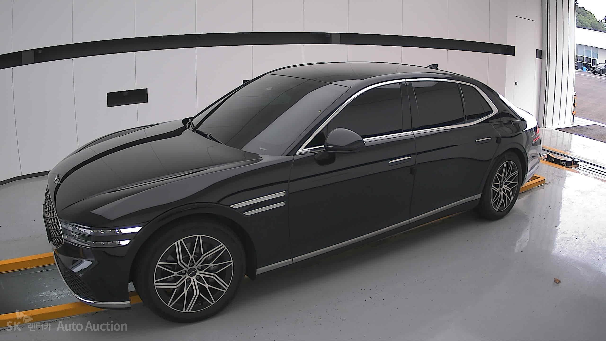 2022 - genesis g90