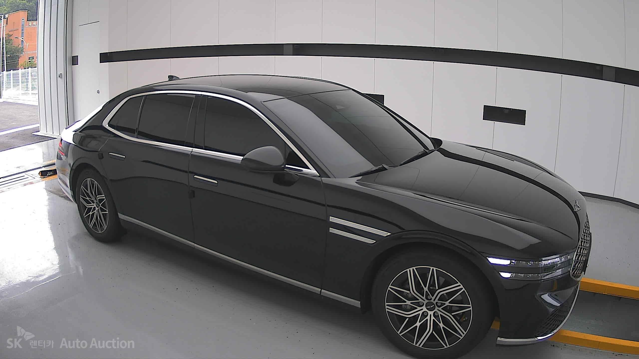 2022 - genesis g90