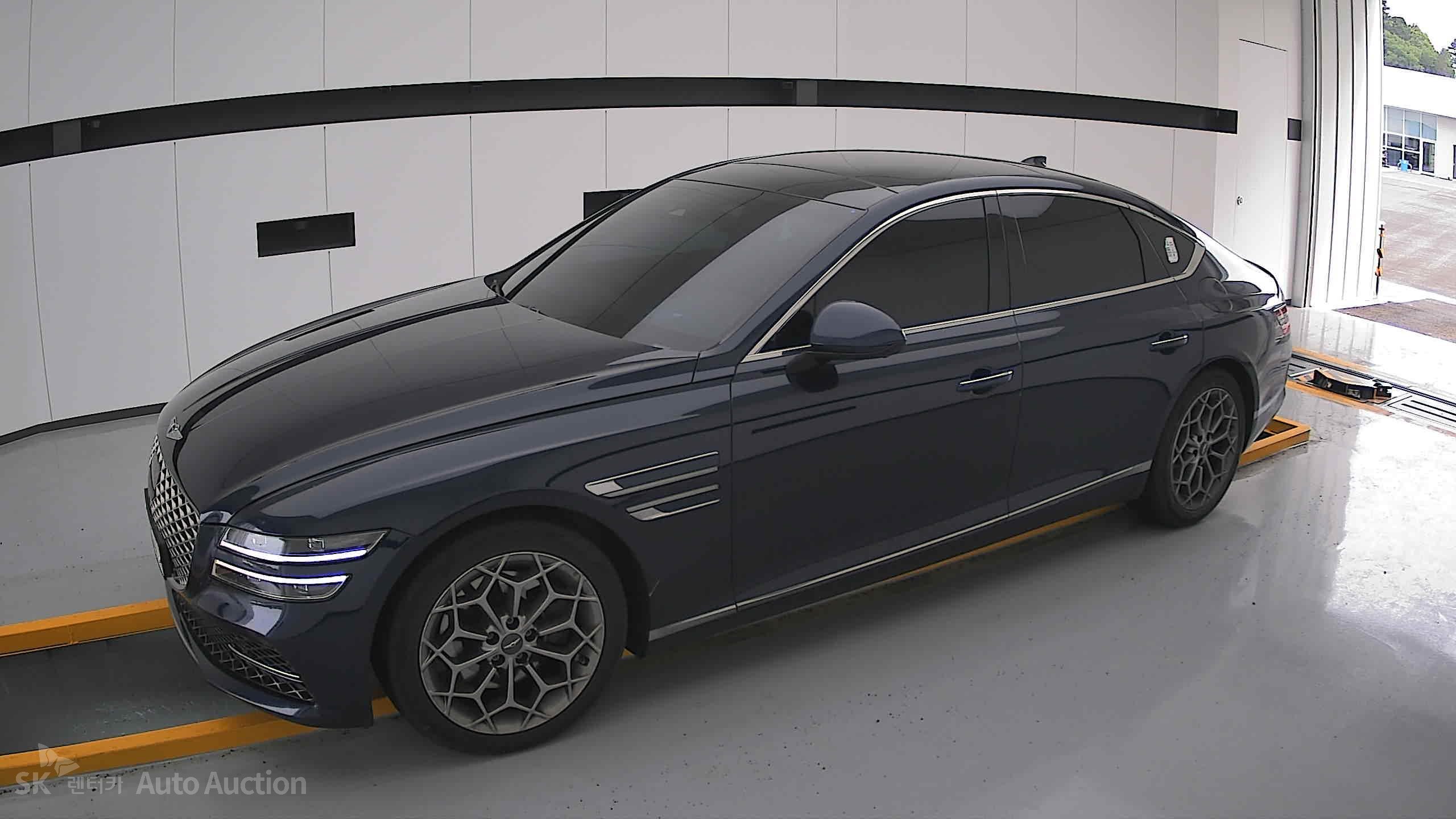 2021 - genesis g80