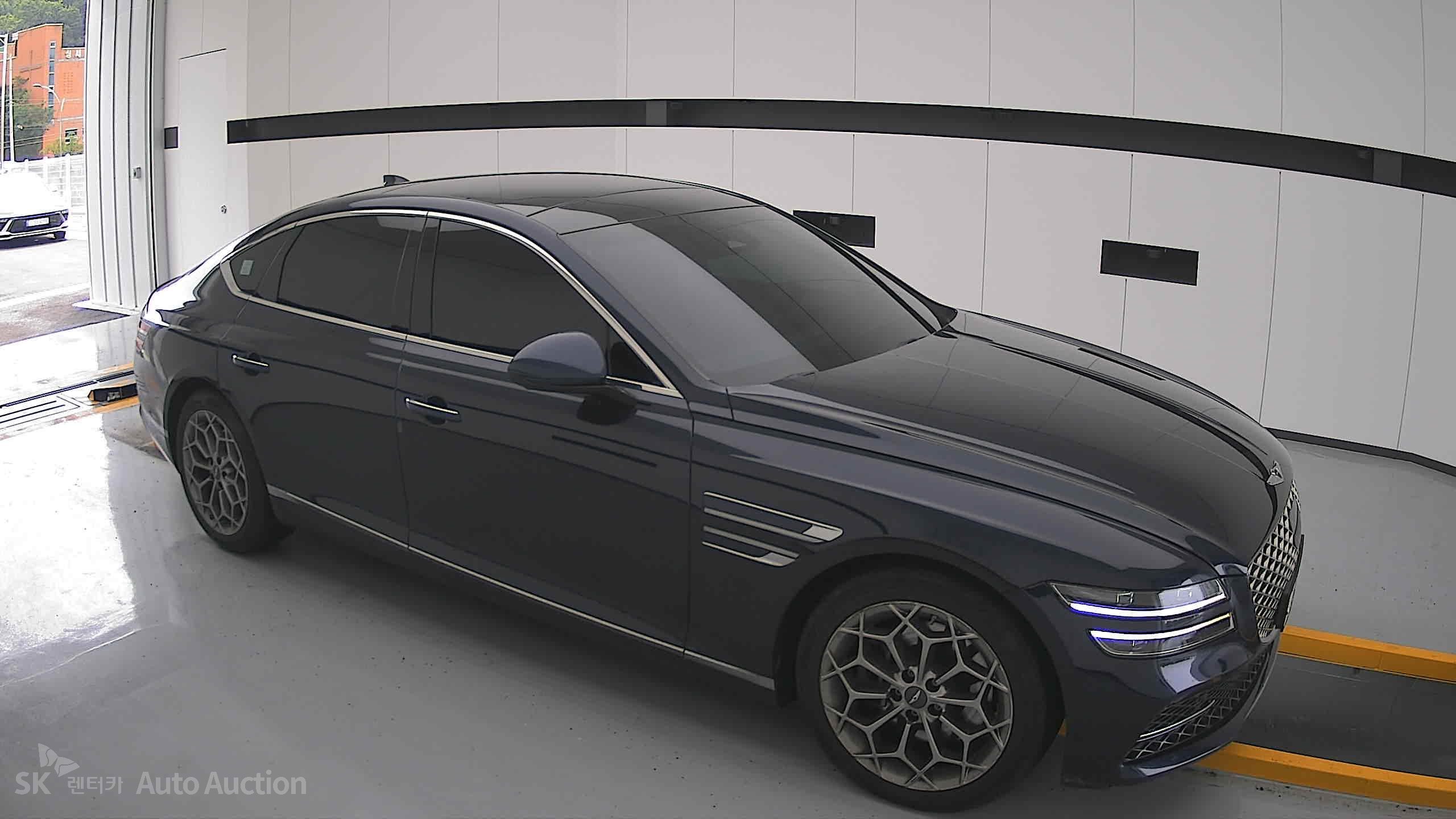 2021 - genesis g80