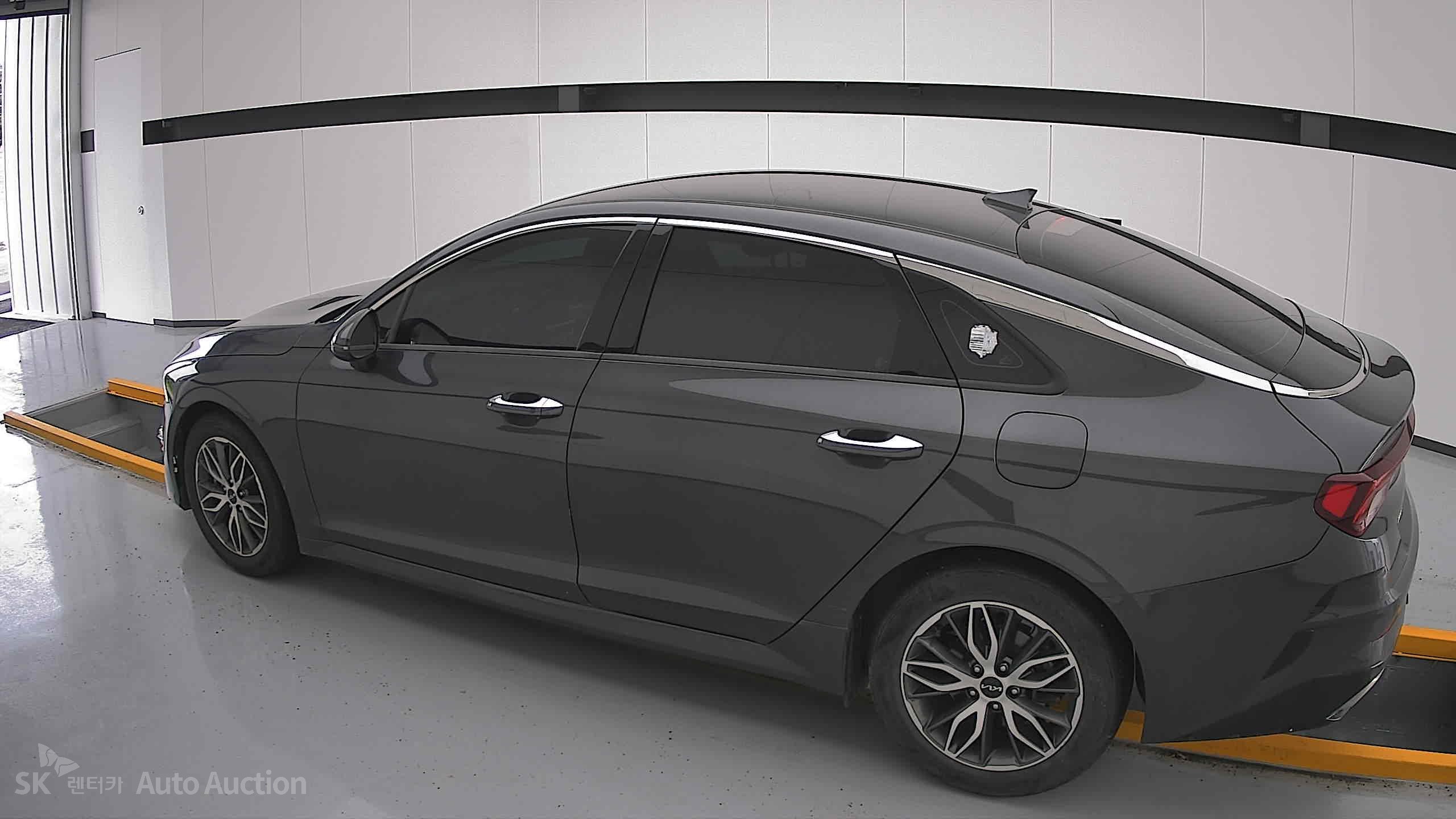 2023 - kia k5