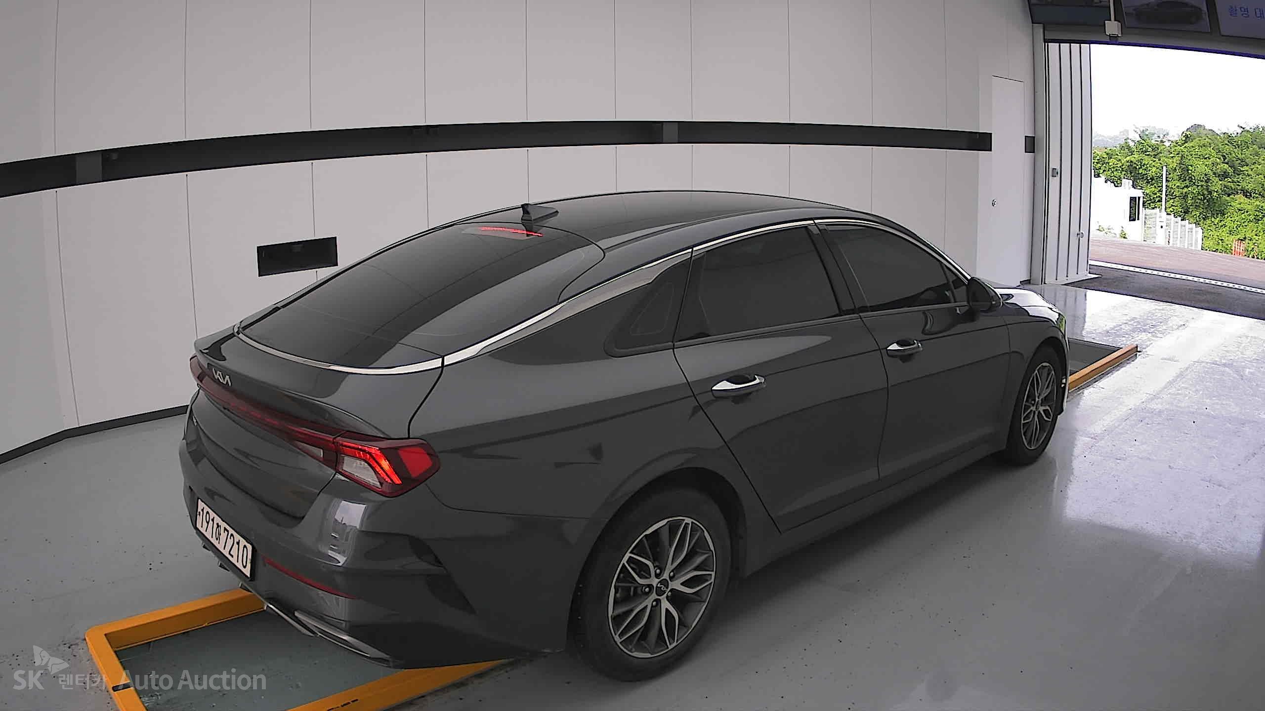 2023 - kia k5