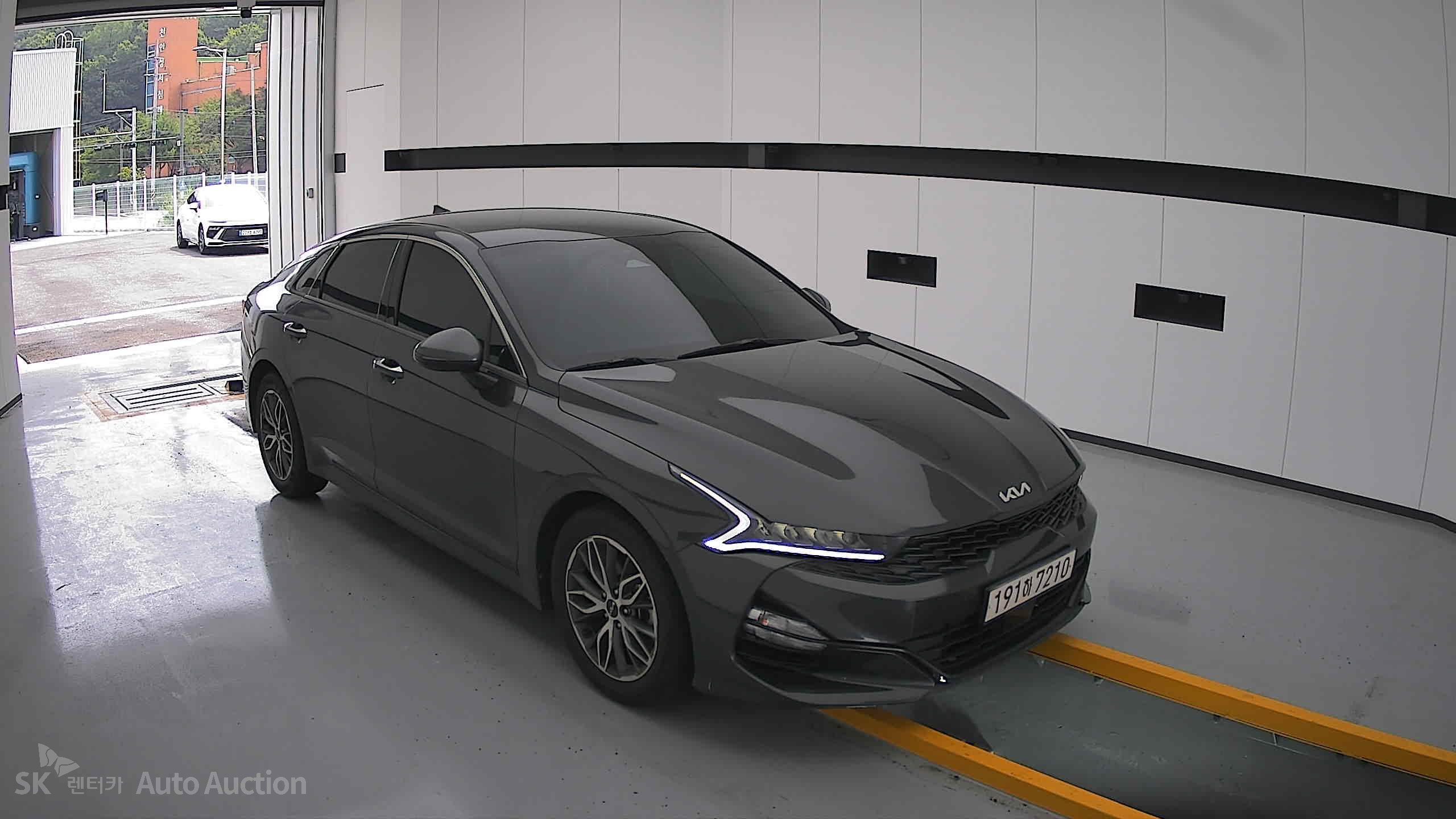 2023 - kia k5