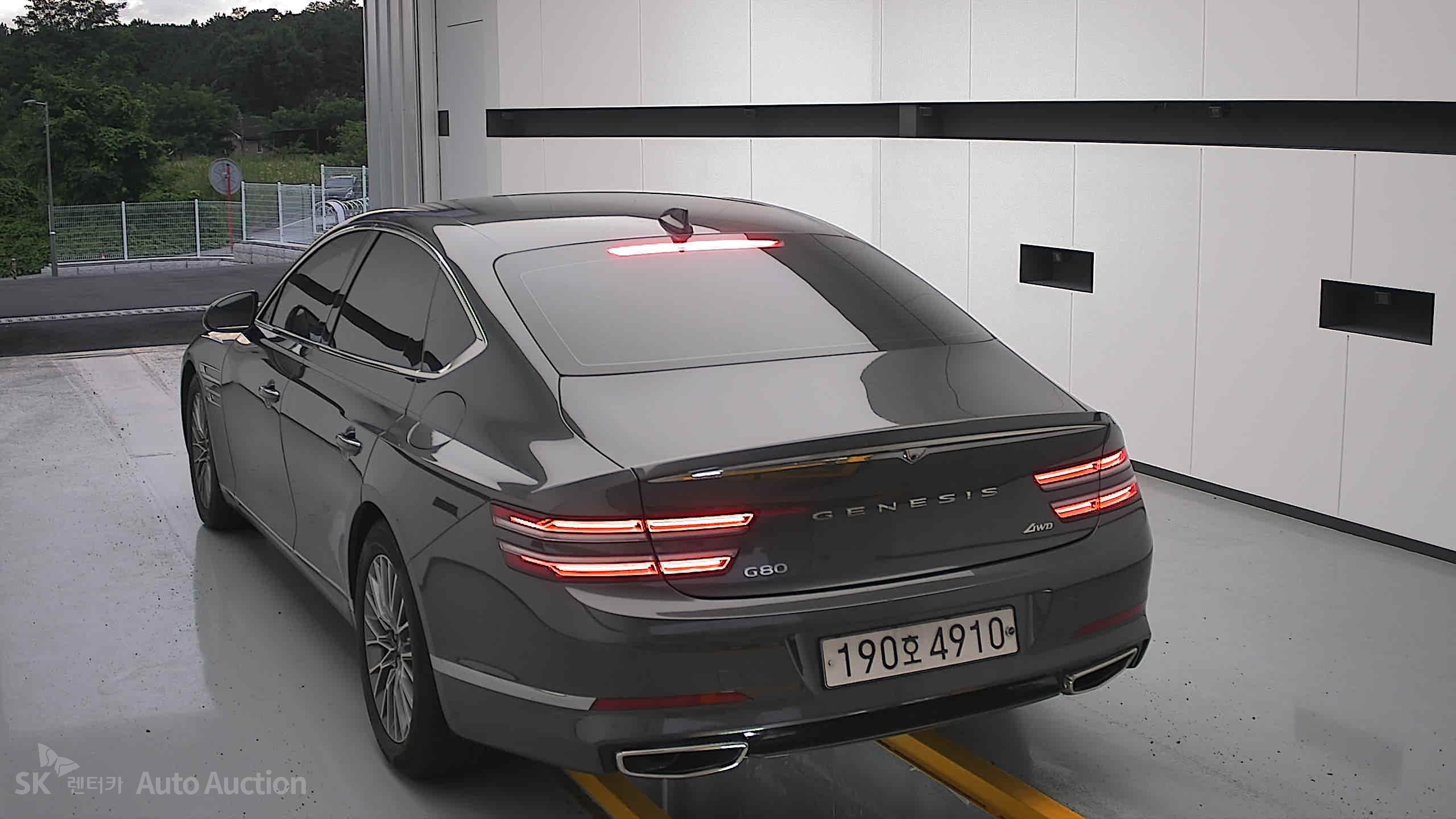 2022 - genesis g80