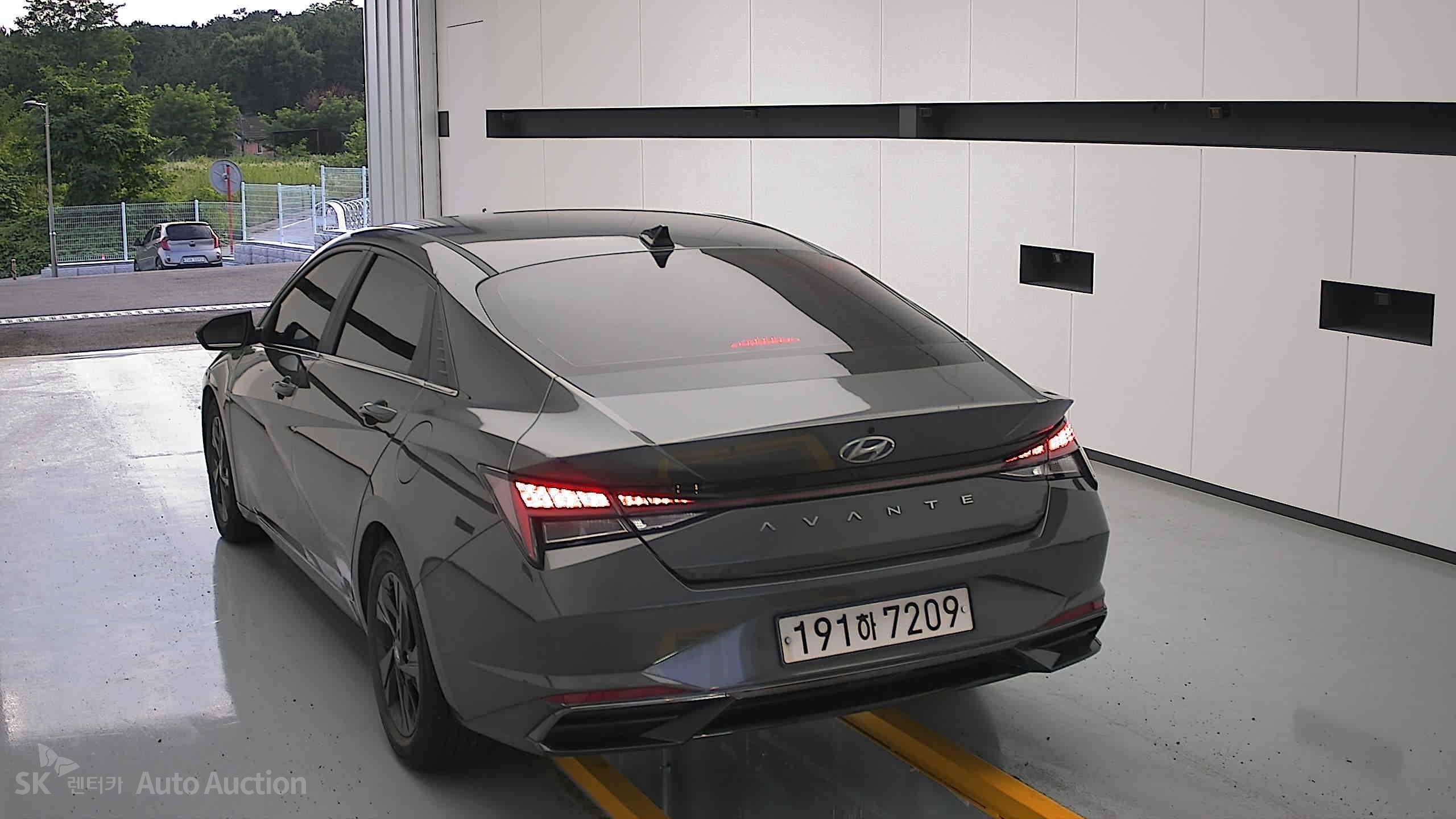 2023 - hyundai avante