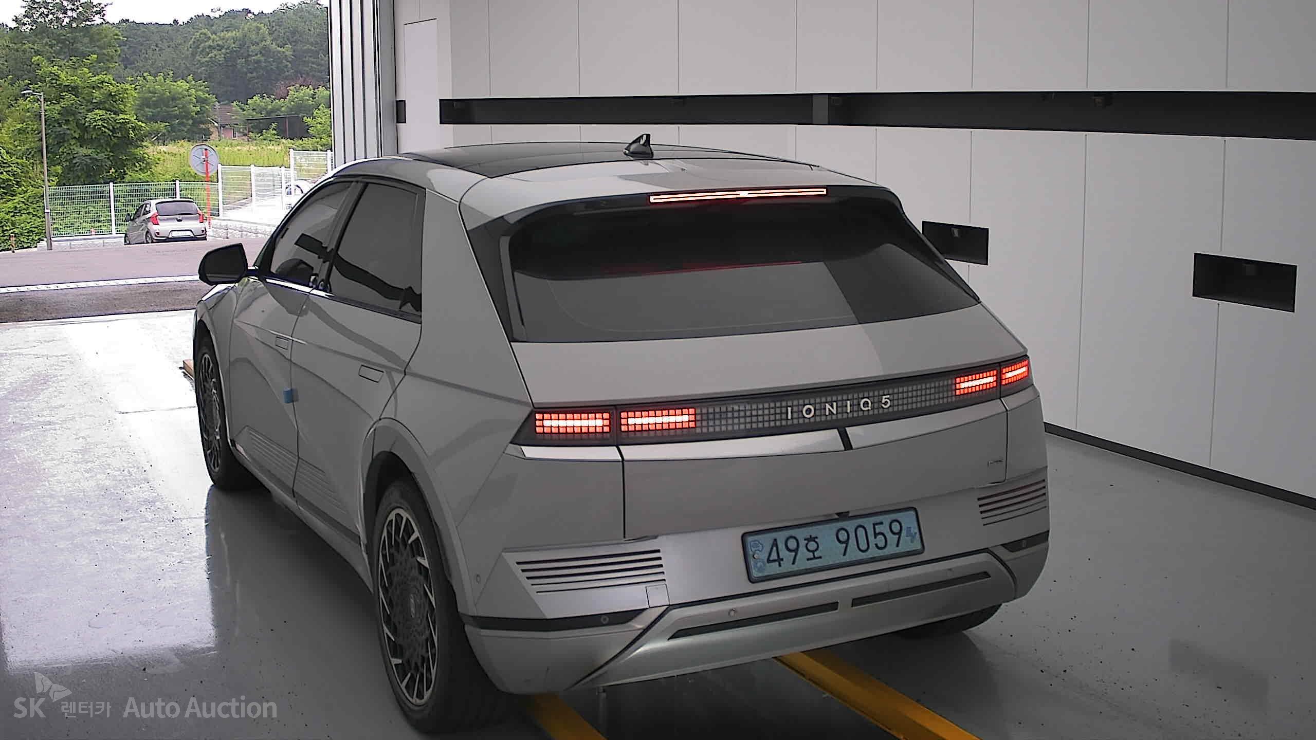 هيونداي Ioniq 2022 — صورة 15