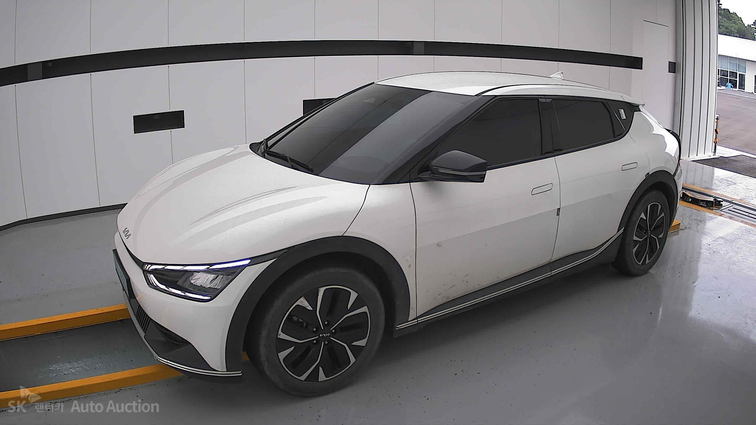 2022 - kia ev6