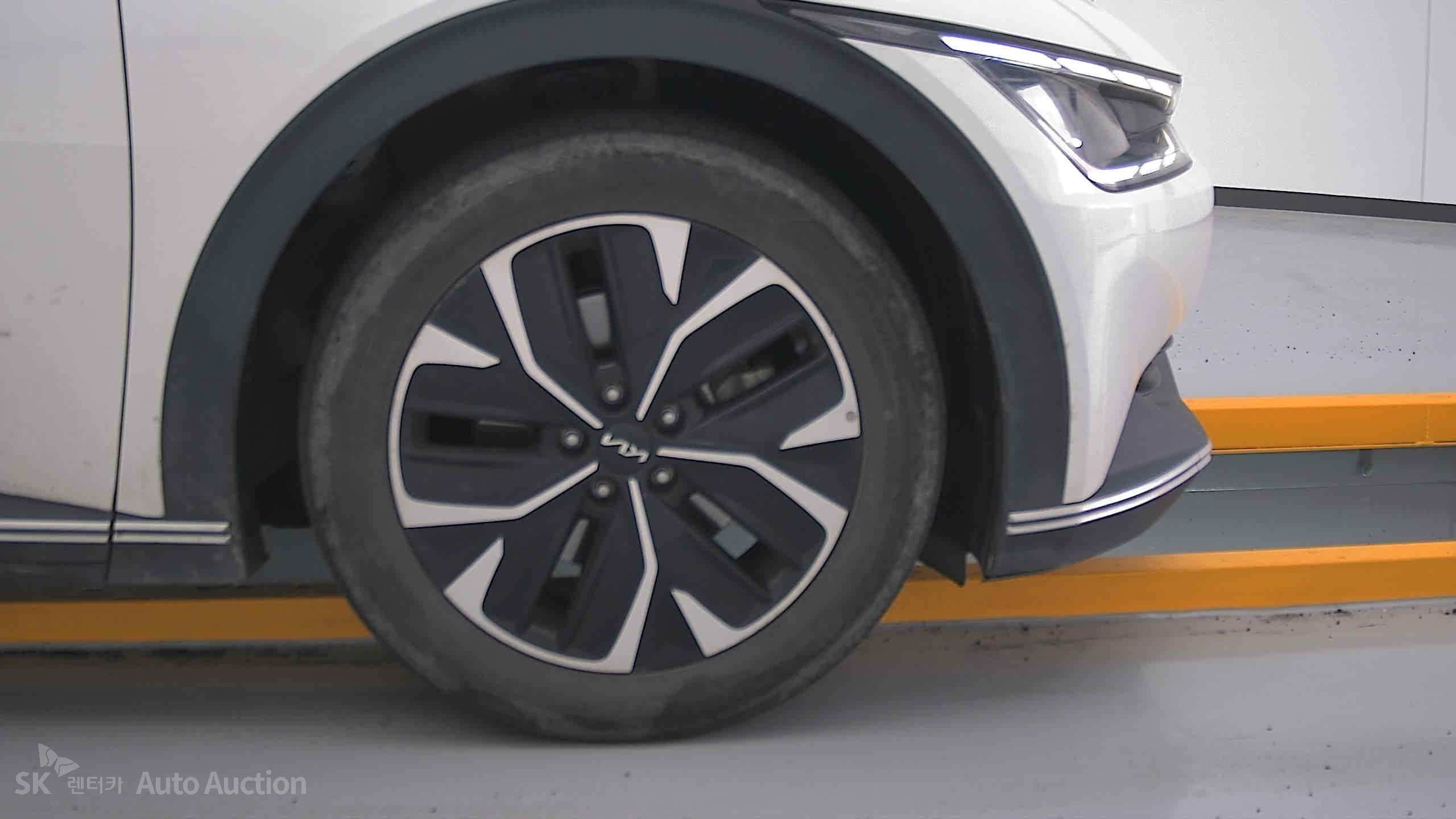 2022 - kia ev6