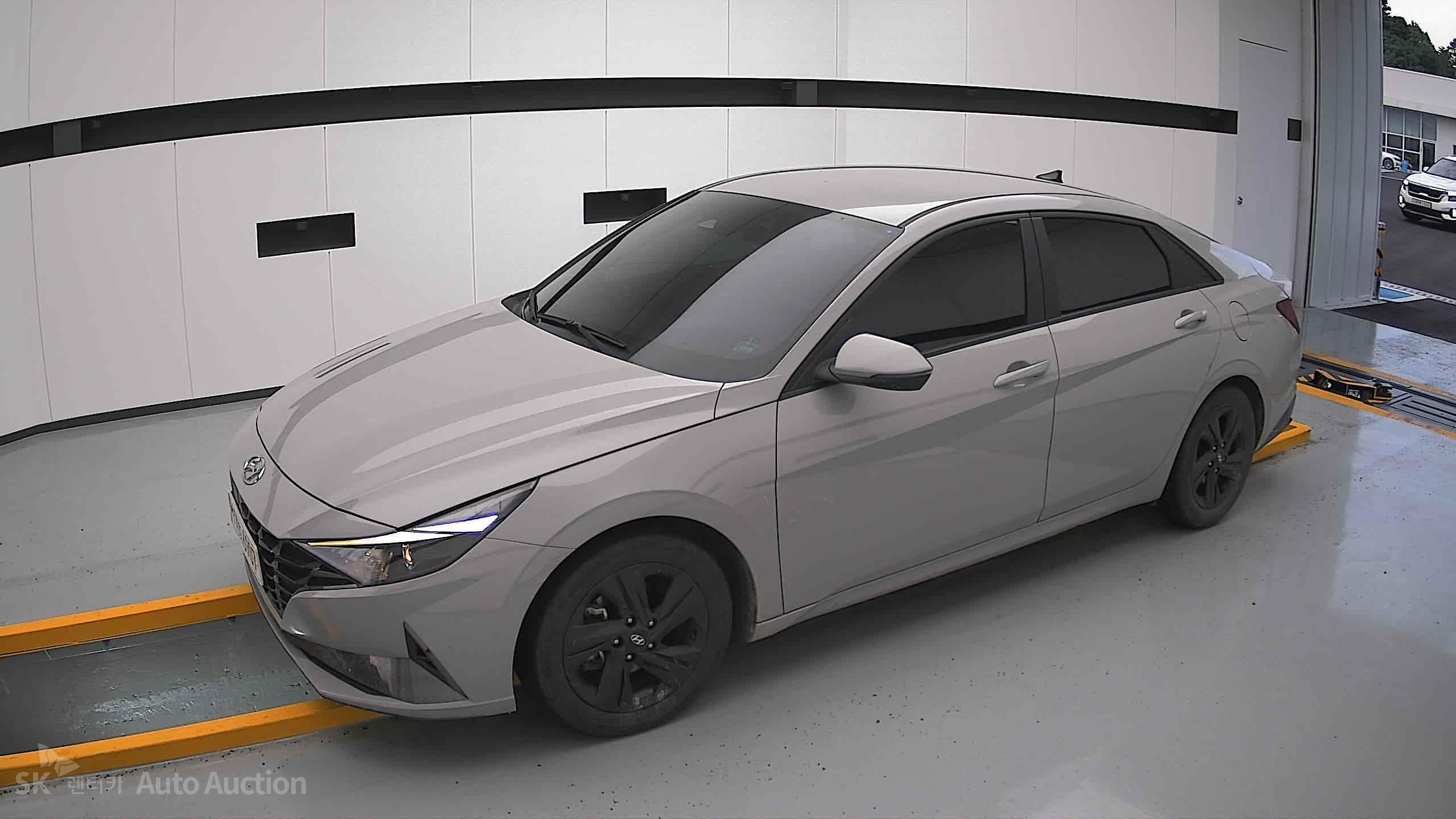 2023 - hyundai avante