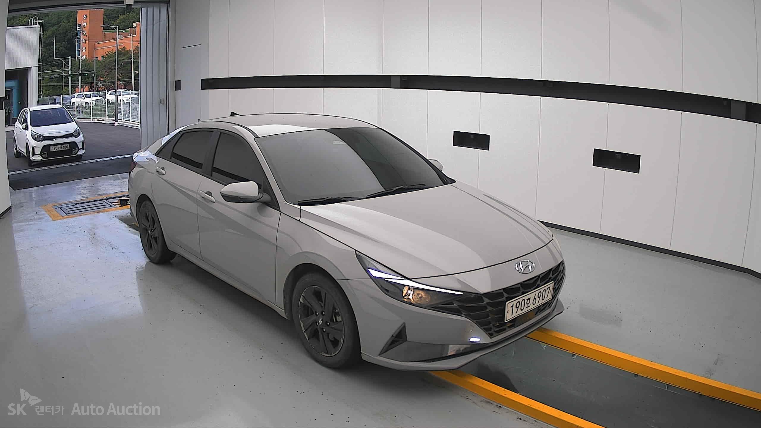 2023 - hyundai avante
