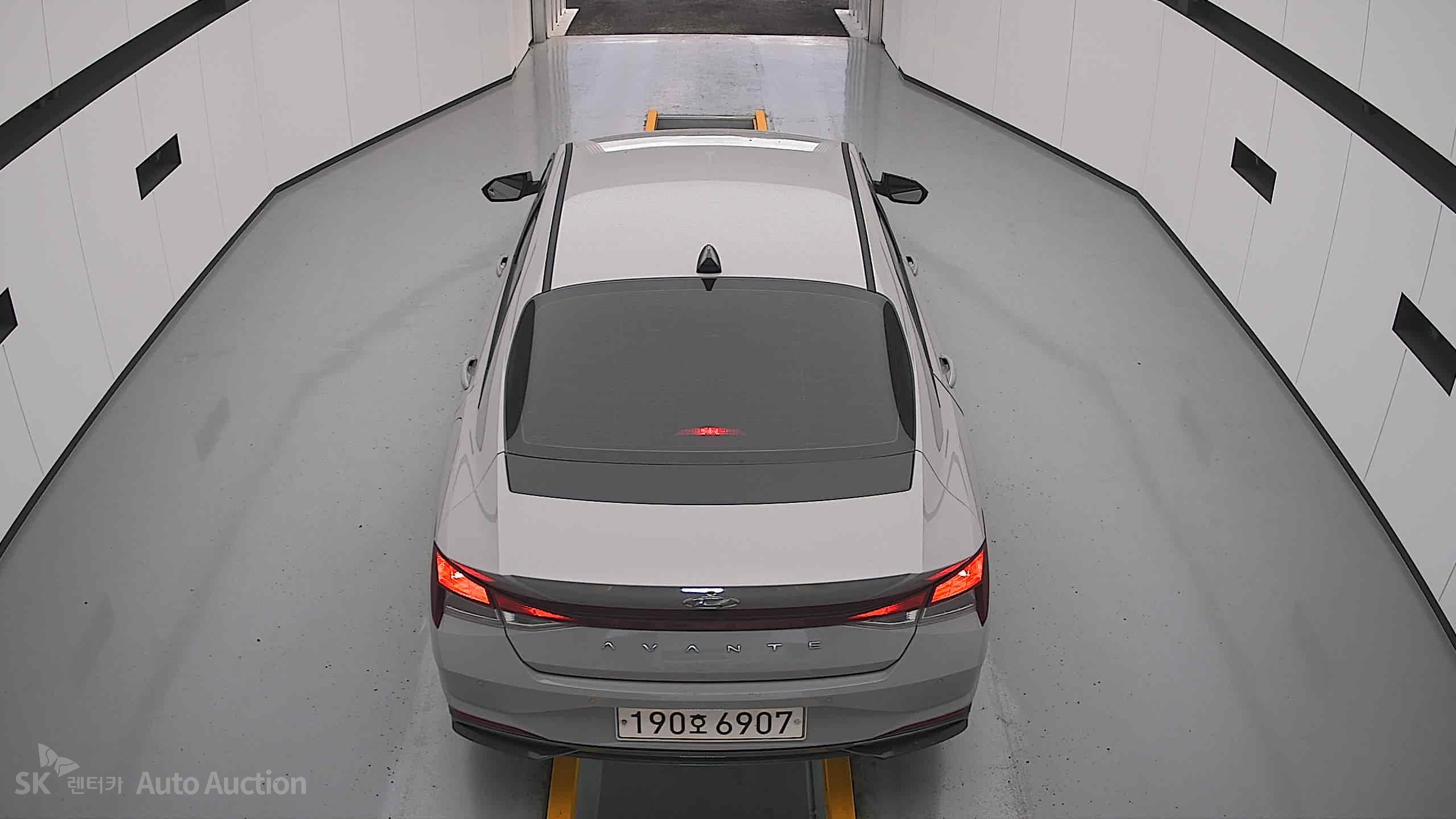 2023 - hyundai avante