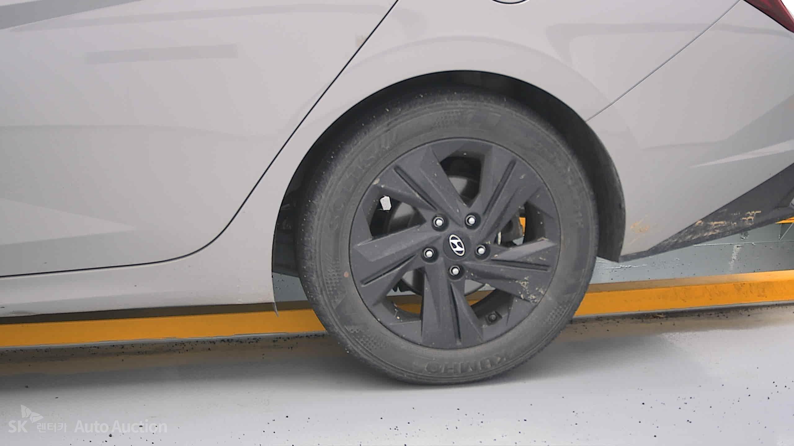 2023 - hyundai avante
