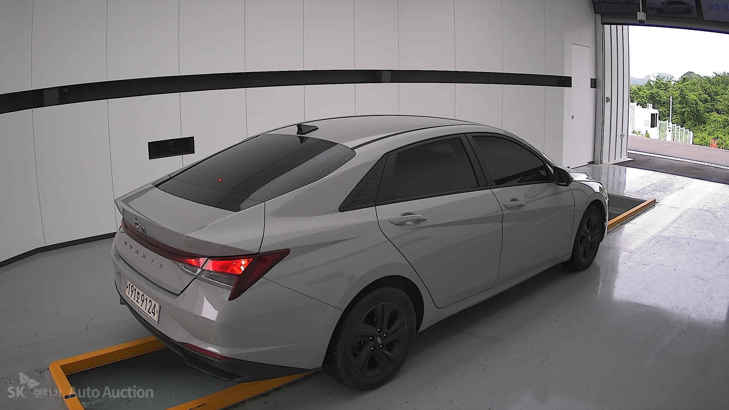 2023 - hyundai avante