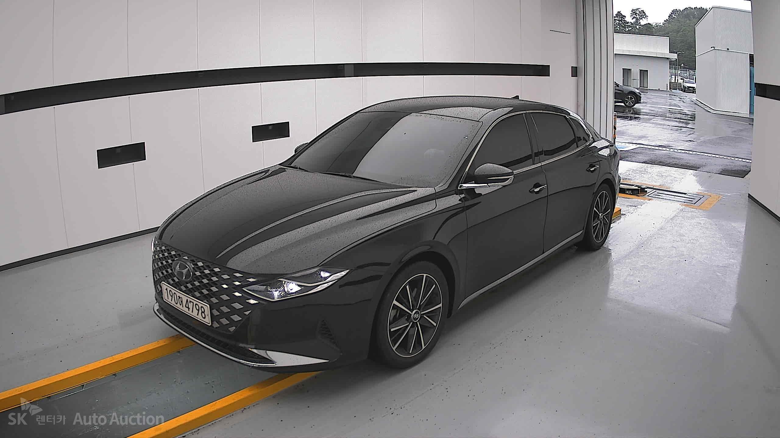 2022 - hyundai grandeur