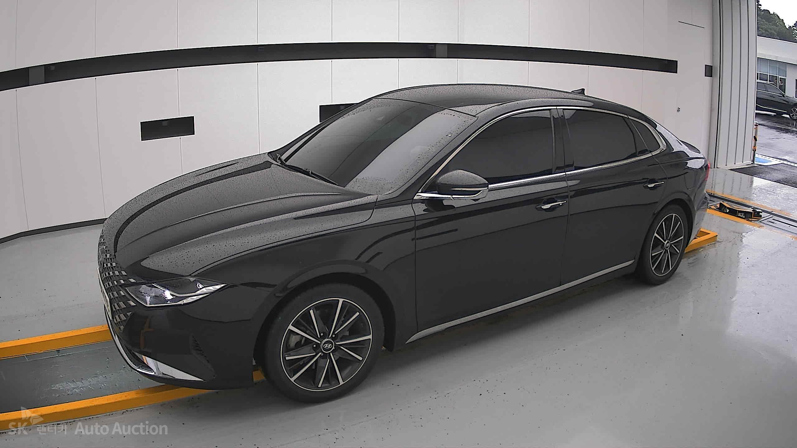 2022 - hyundai grandeur