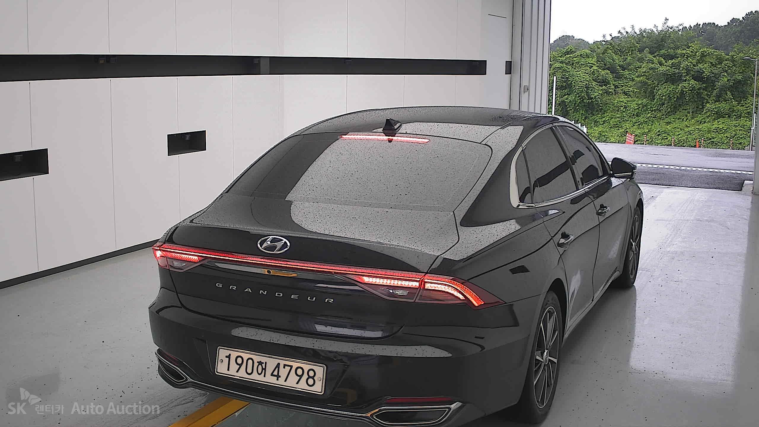 2022 - hyundai grandeur