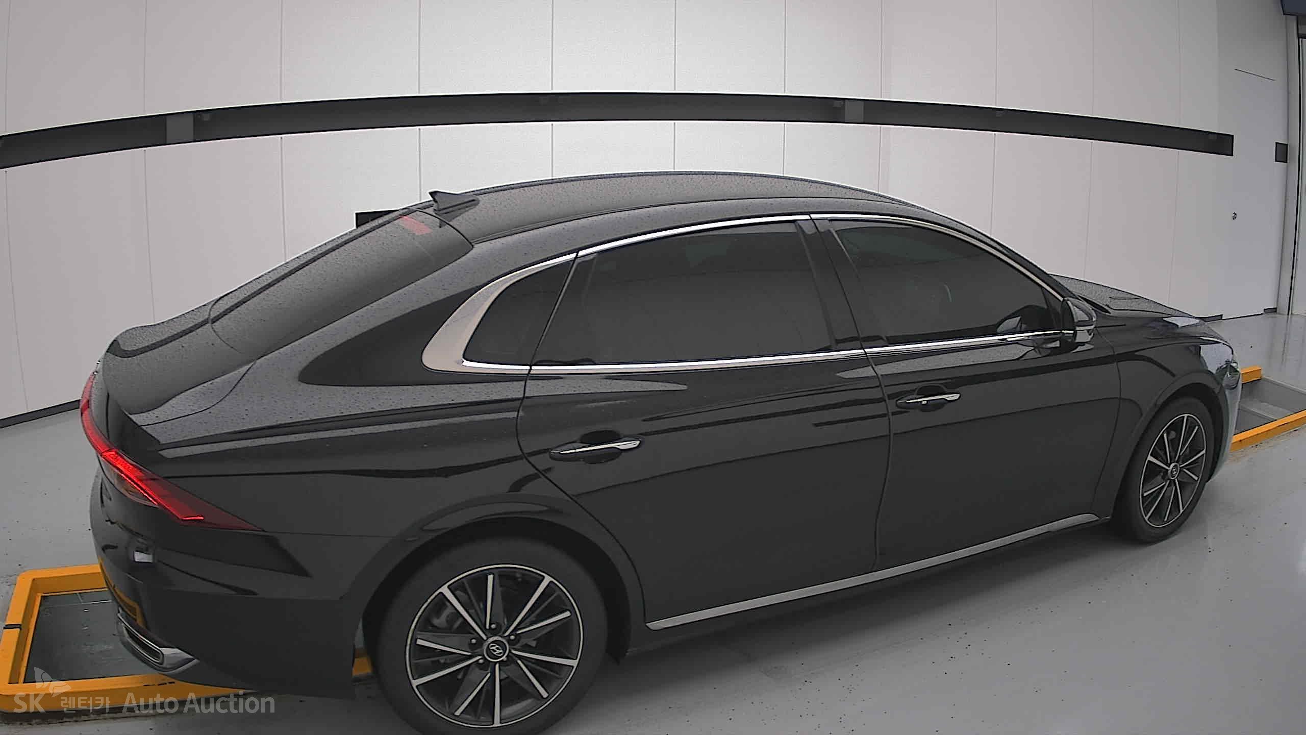 2022 - hyundai grandeur