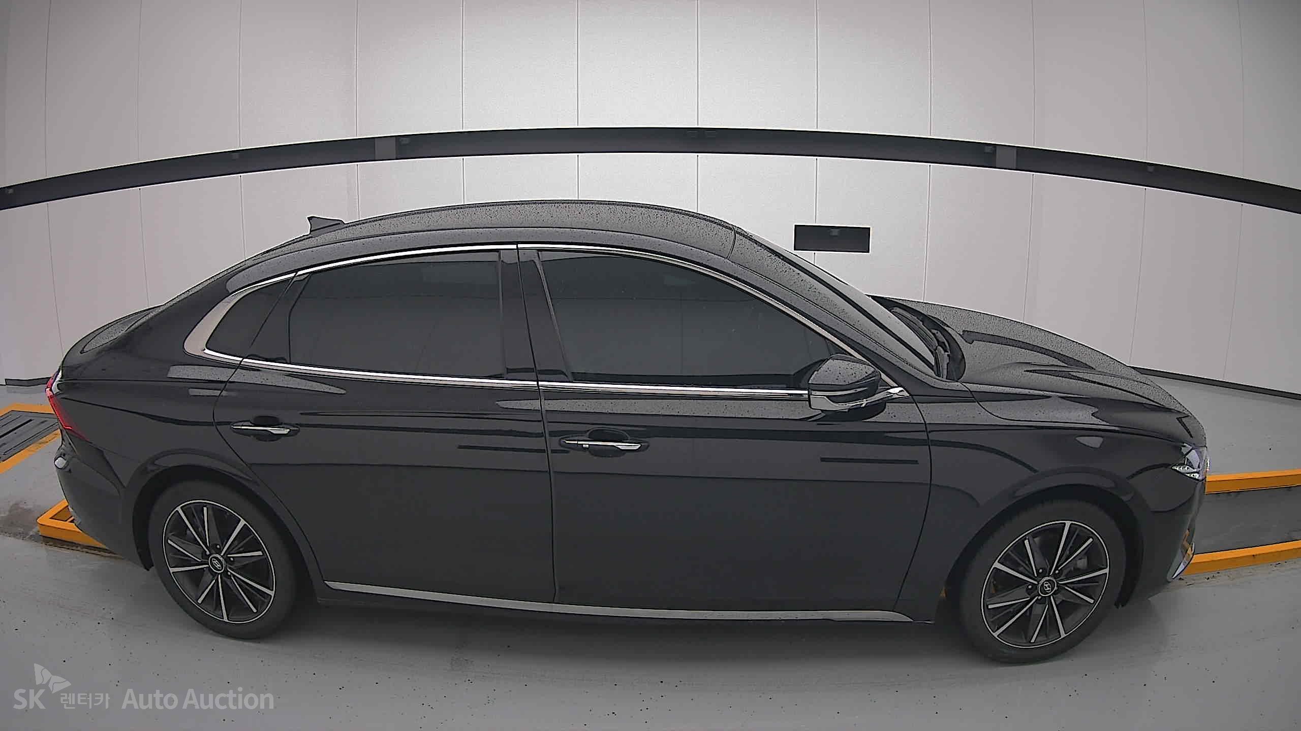 2022 - hyundai grandeur