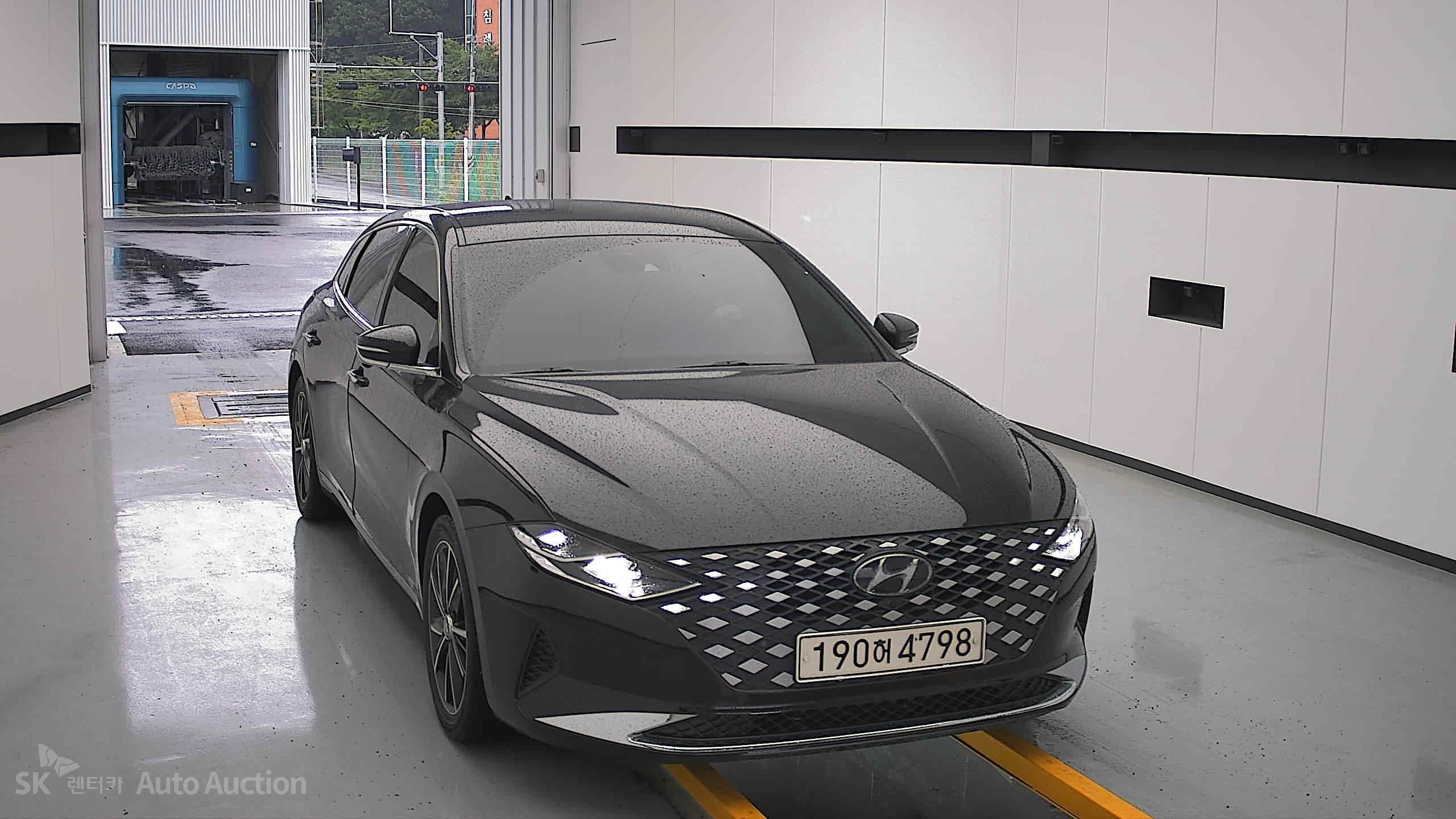 2022 - hyundai grandeur