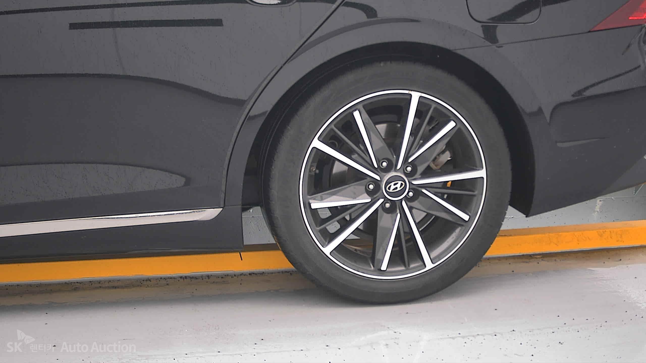 2022 - hyundai grandeur