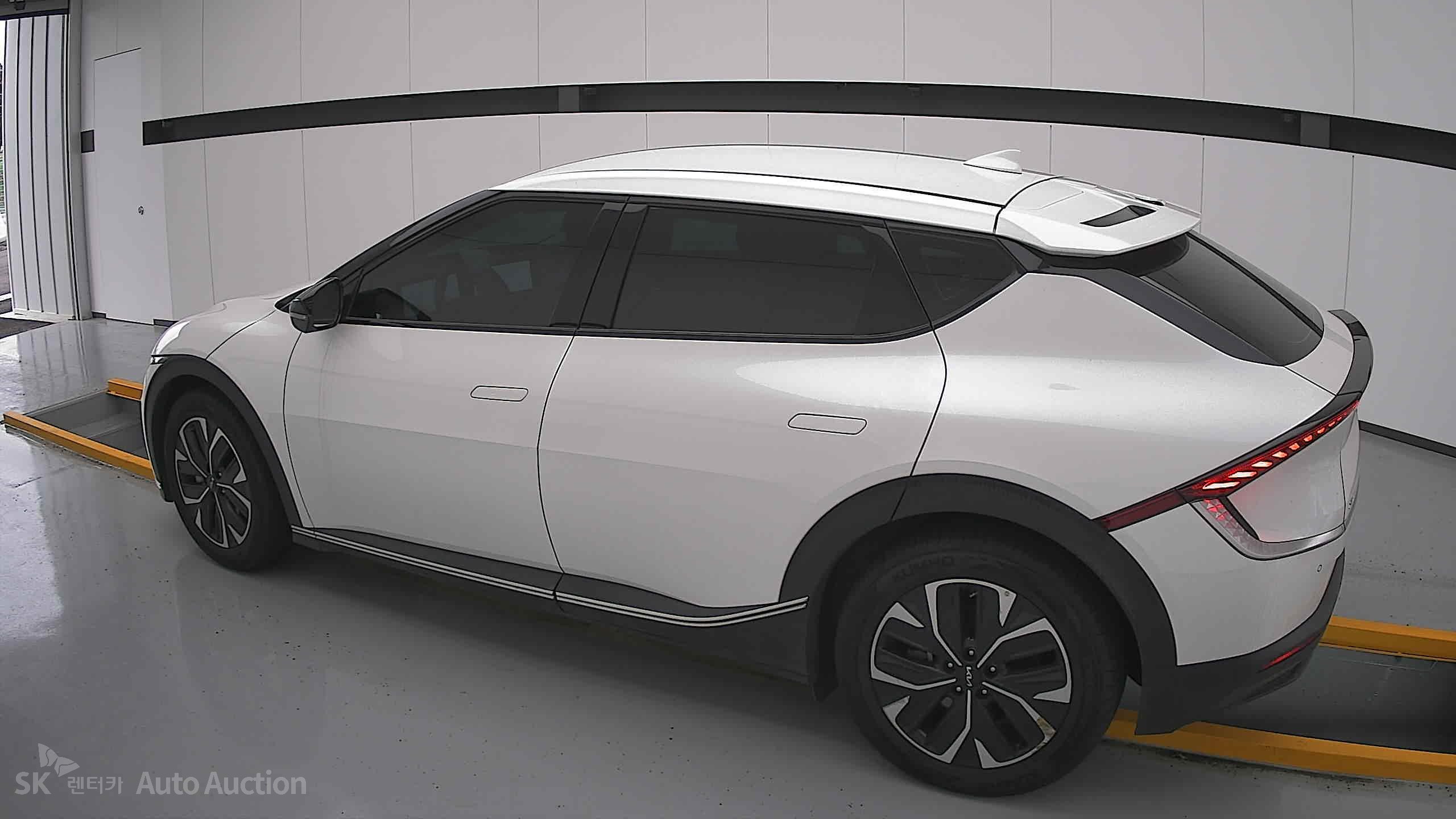 2022 - kia ev6