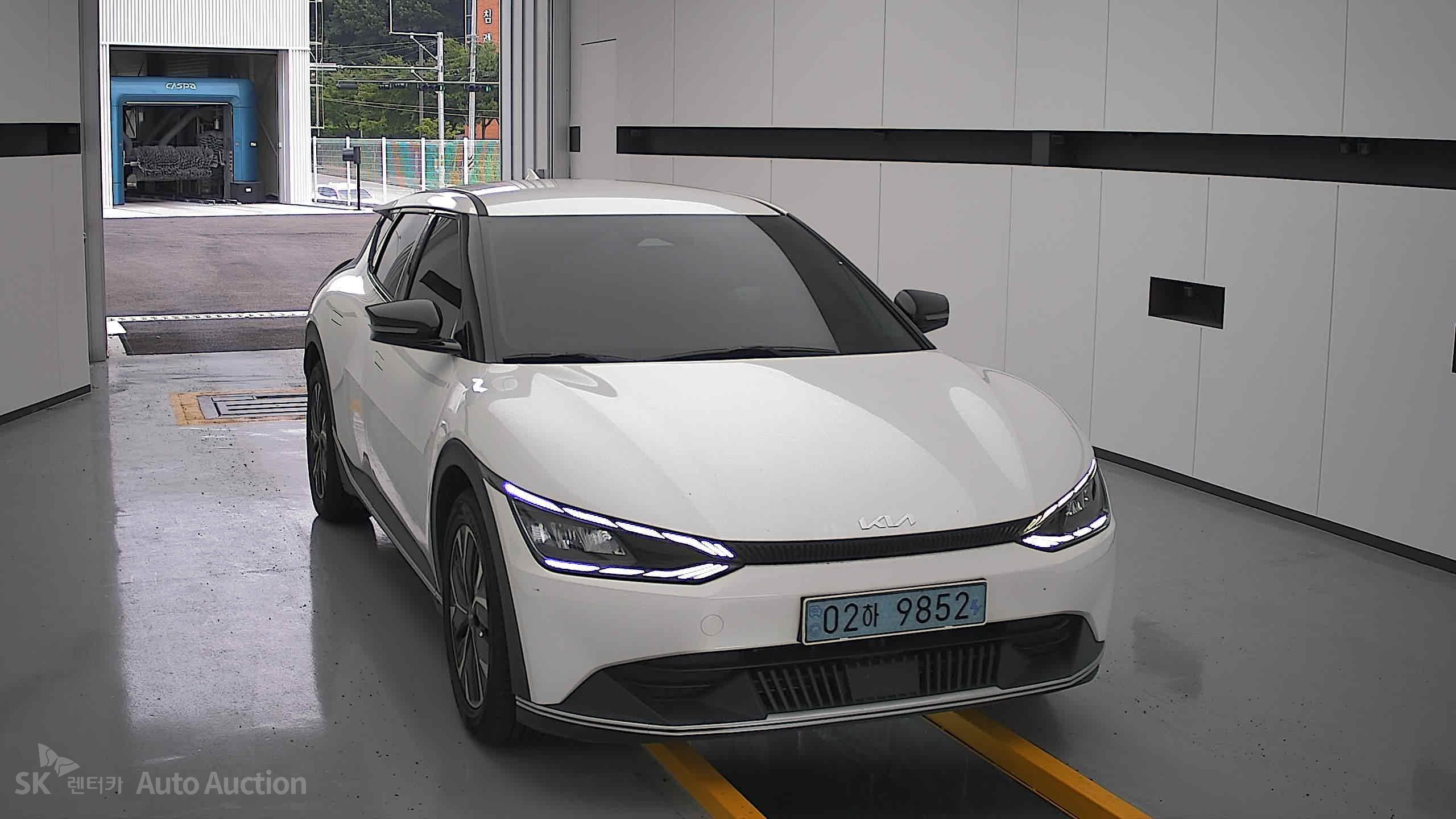 2022 - kia ev6