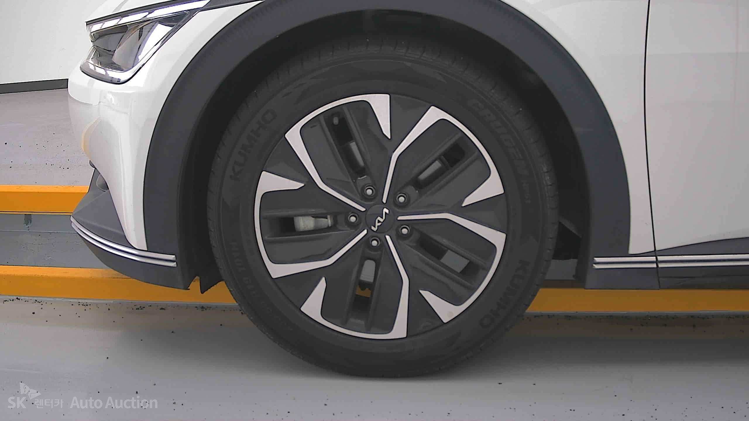 2022 - kia ev6