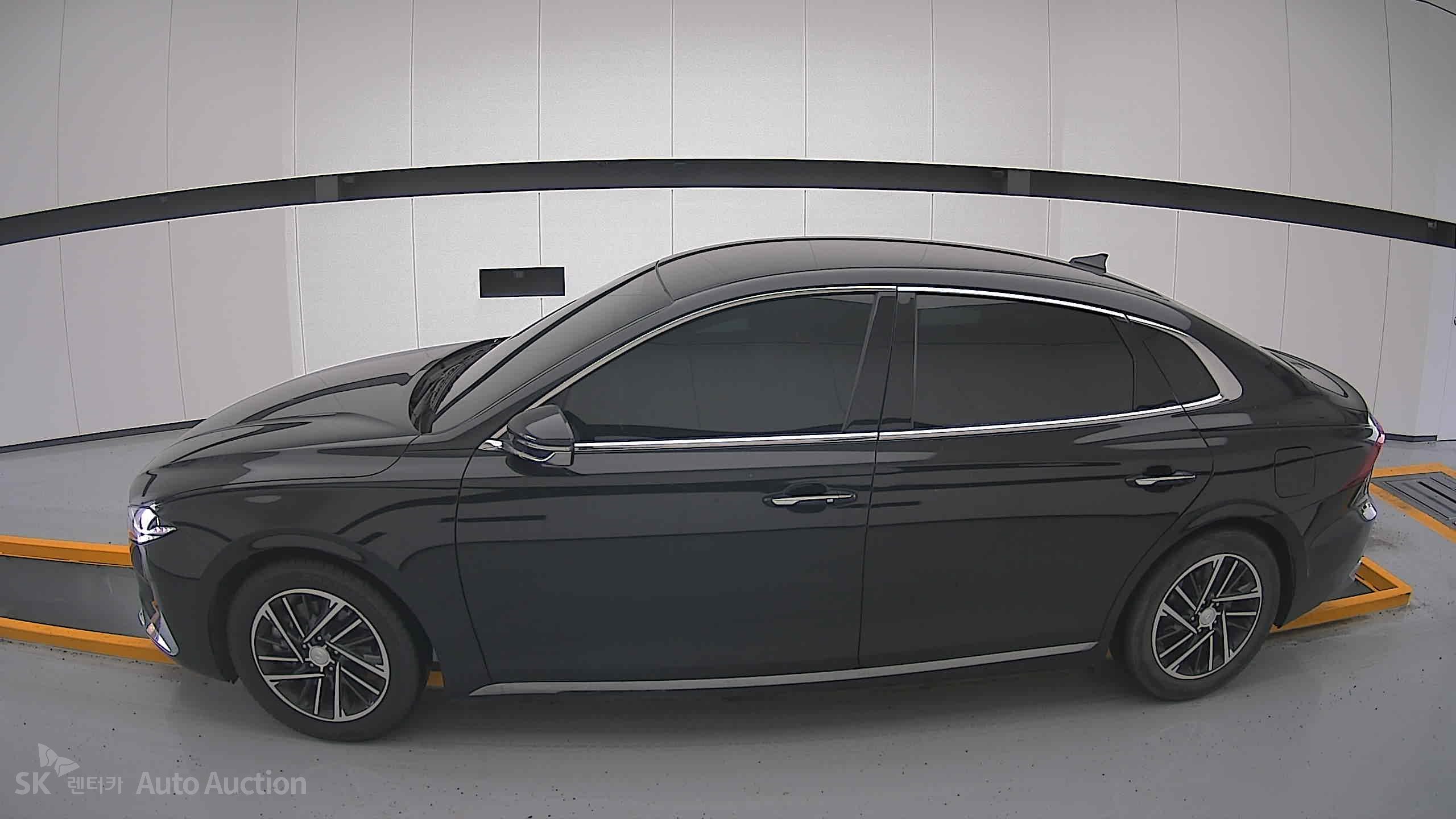 2022 - hyundai grandeur