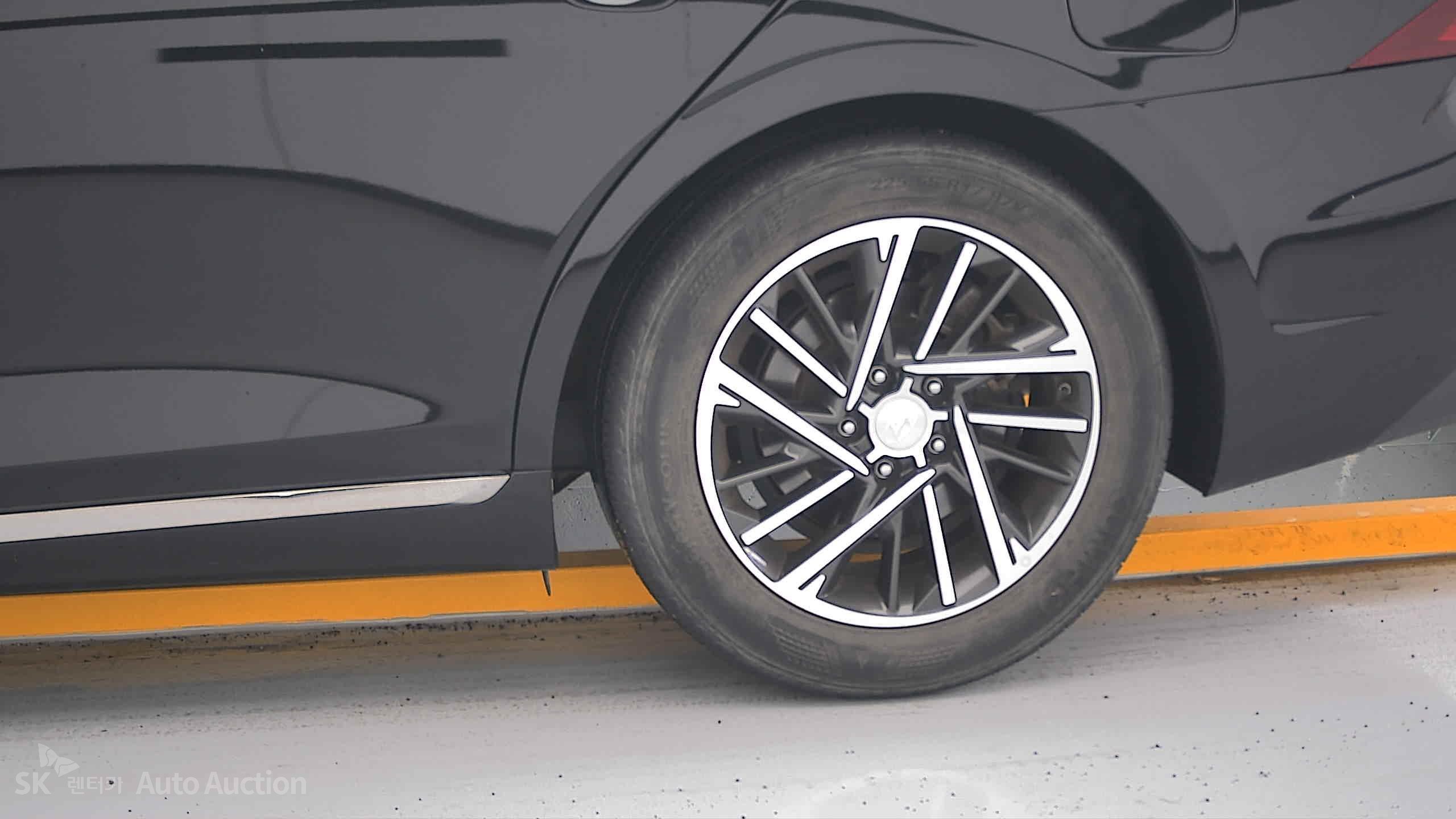 2022 - hyundai grandeur