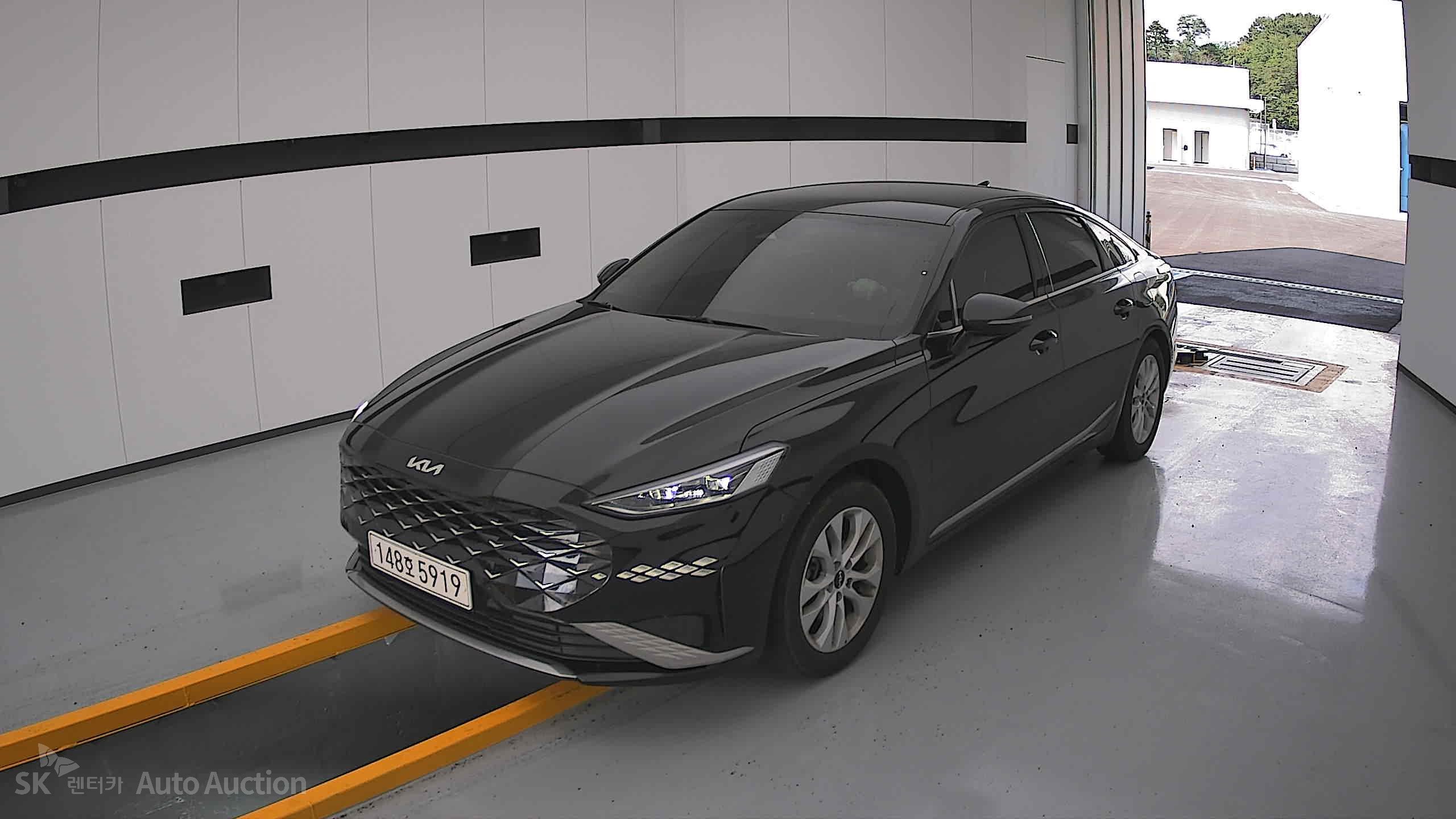 2022 - kia k8
