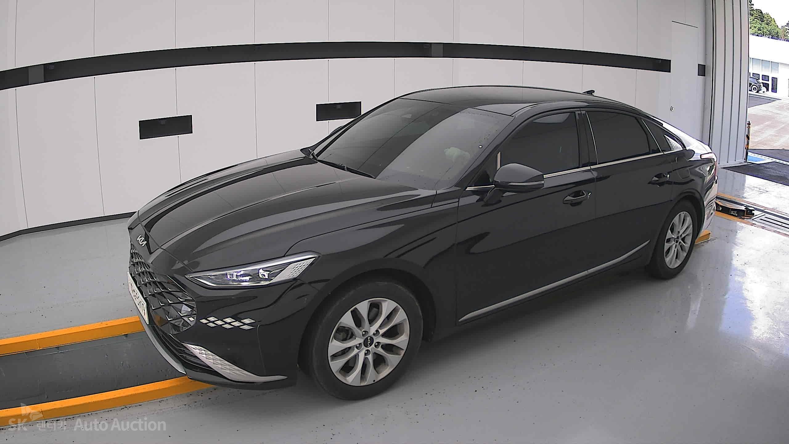 2022 - kia k8