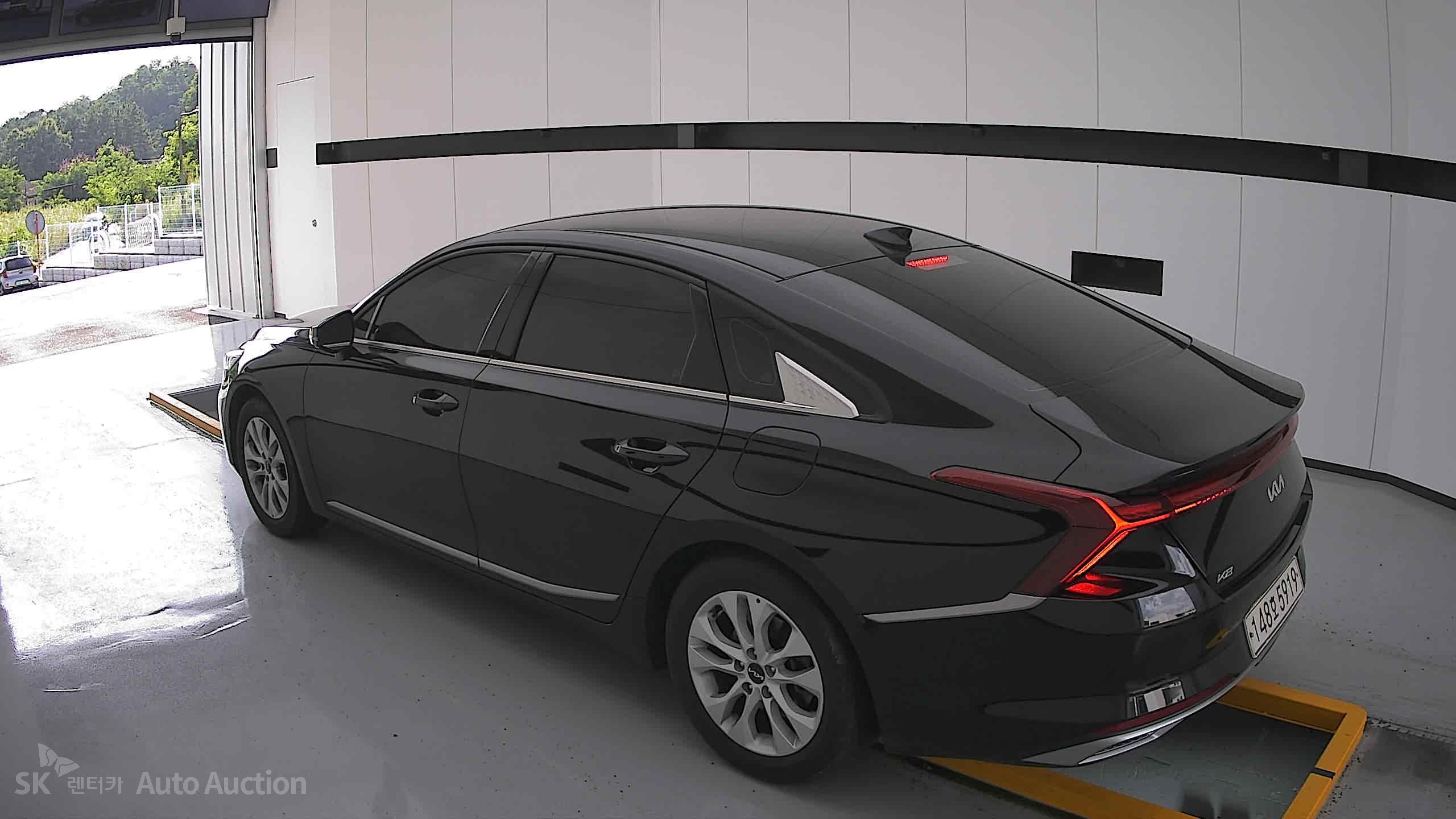 2022 - kia k8