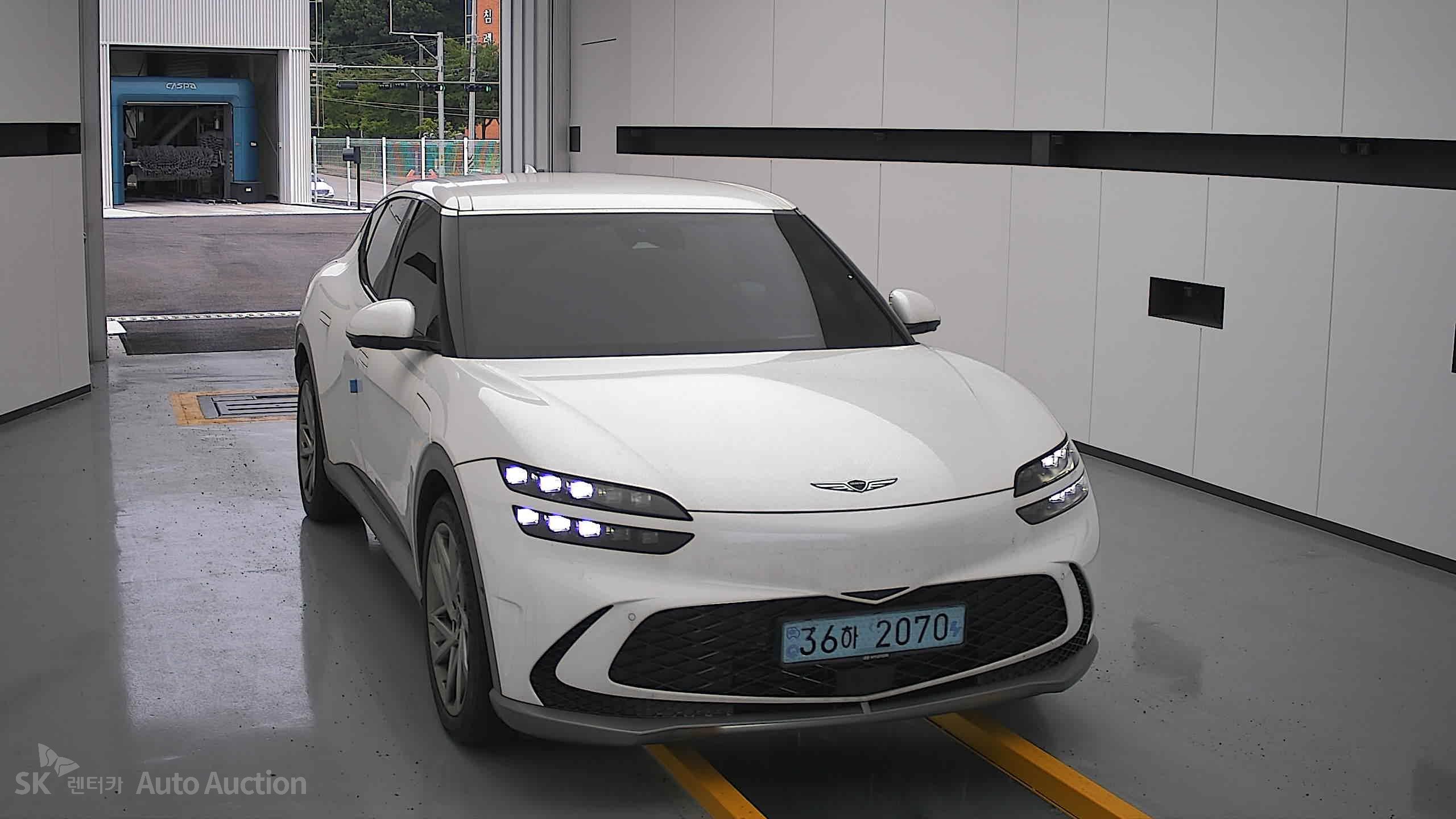 2022 - genesis gv60