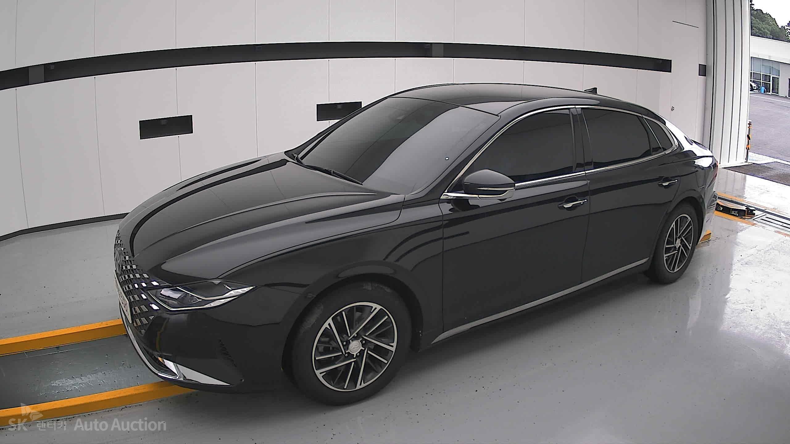 2022 - hyundai grandeur