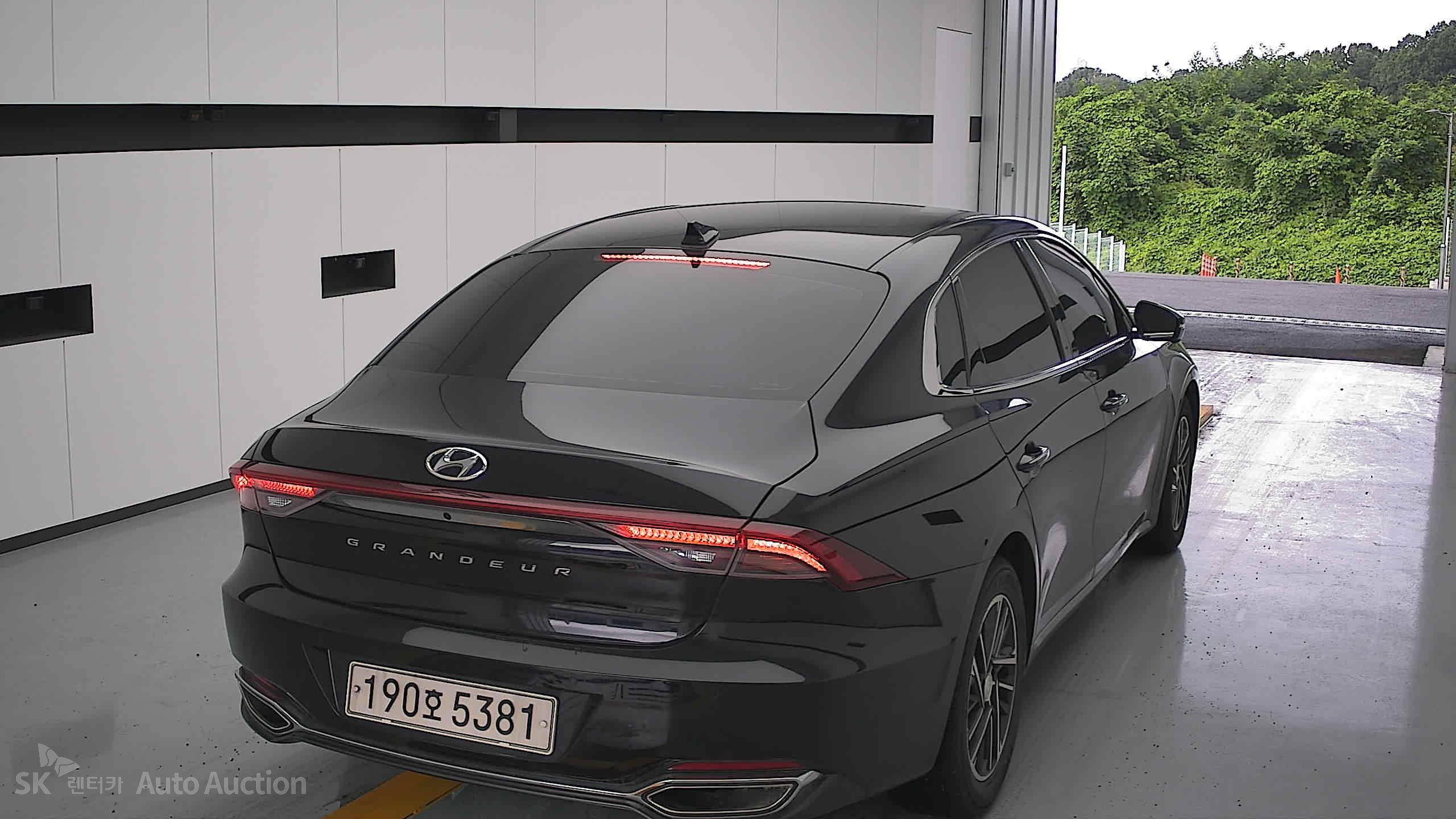 2022 - hyundai grandeur