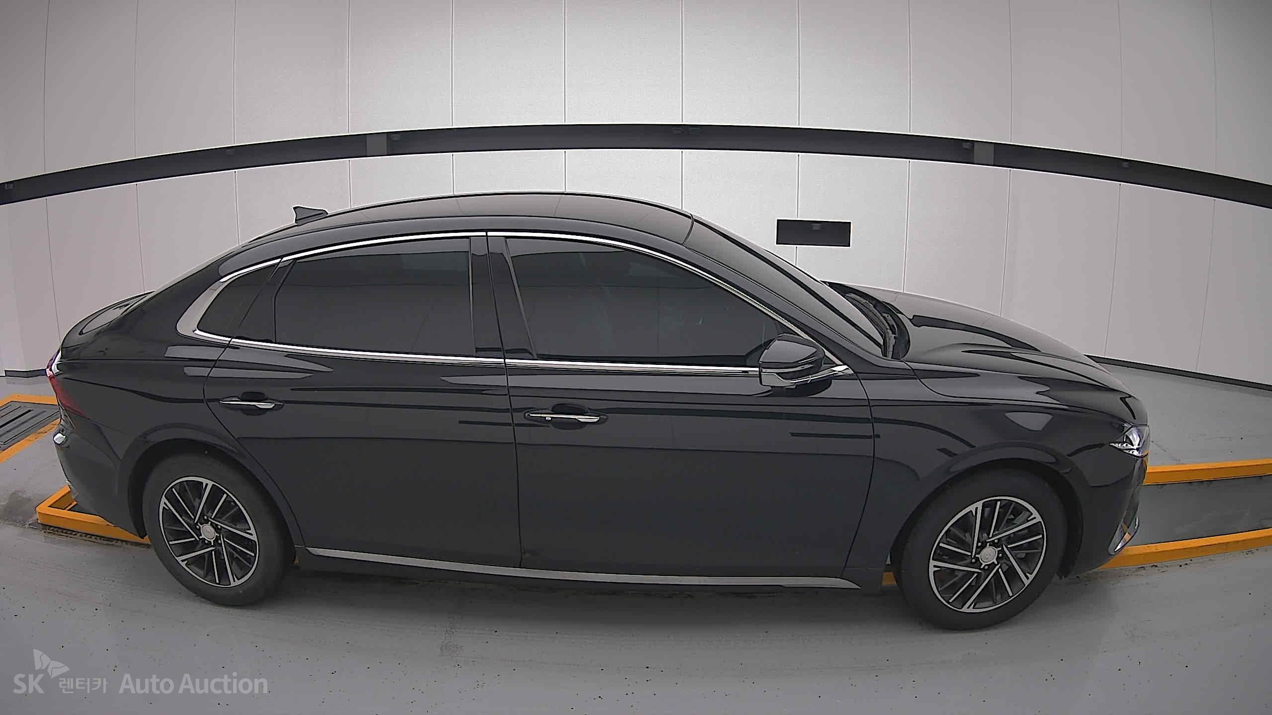 2022 - hyundai grandeur