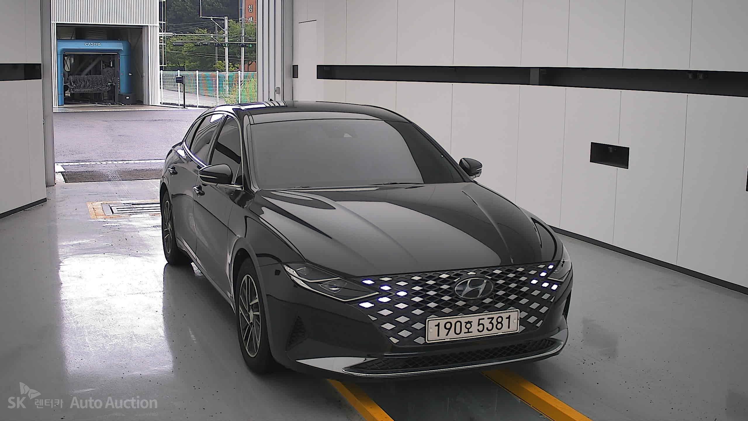 2022 - hyundai grandeur
