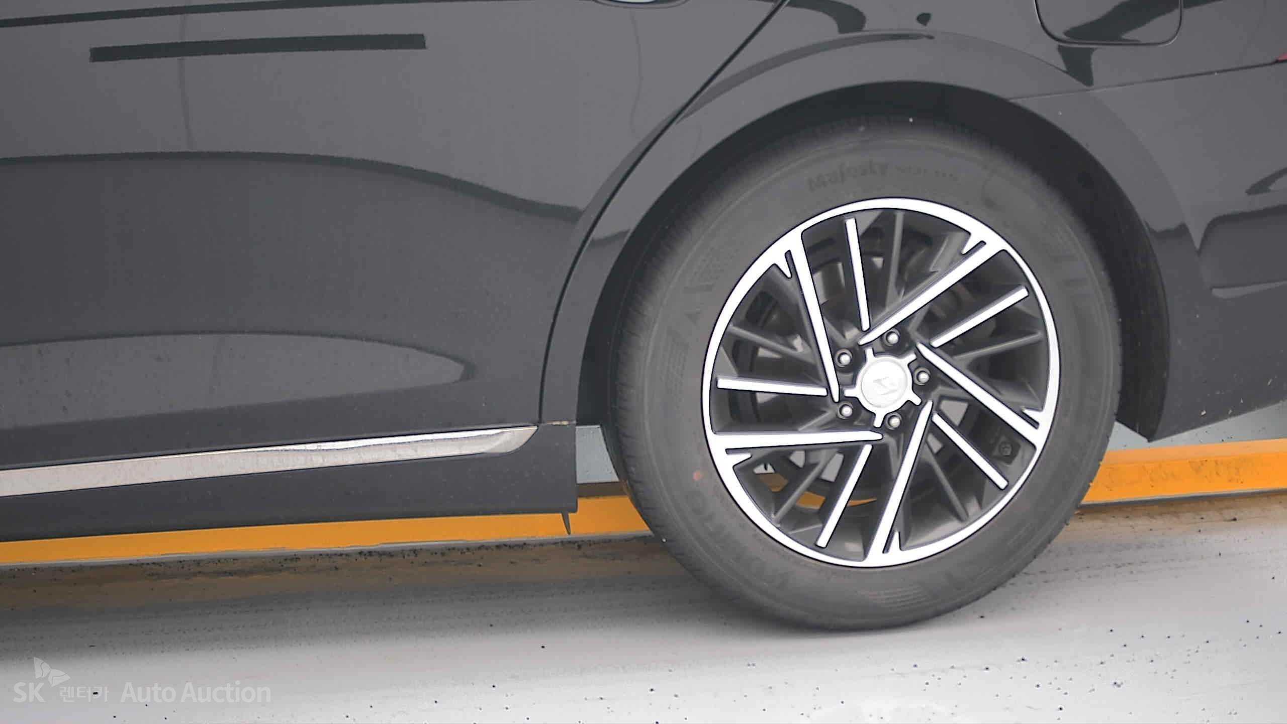 2022 - hyundai grandeur