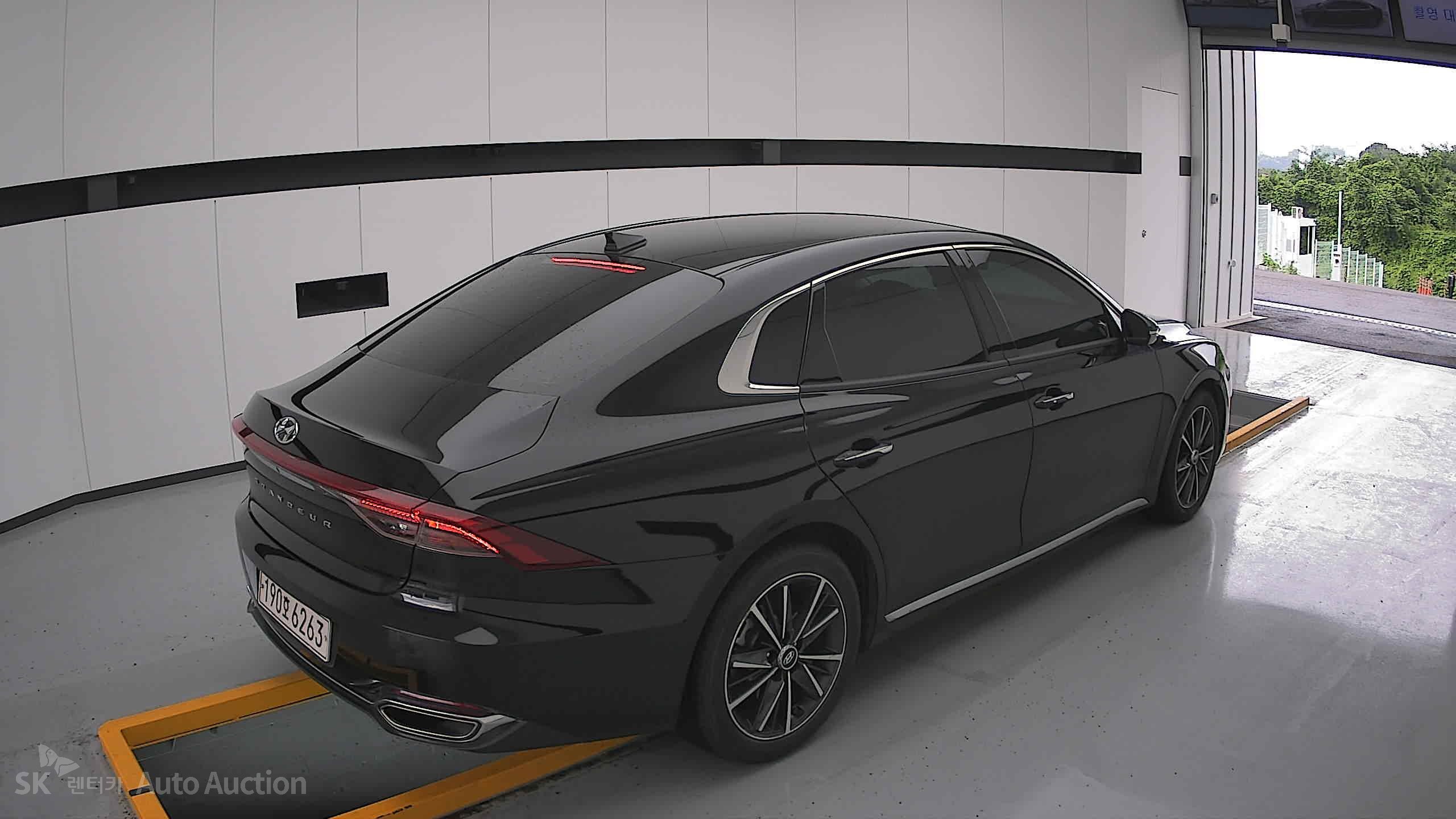 2023 - hyundai grandeur