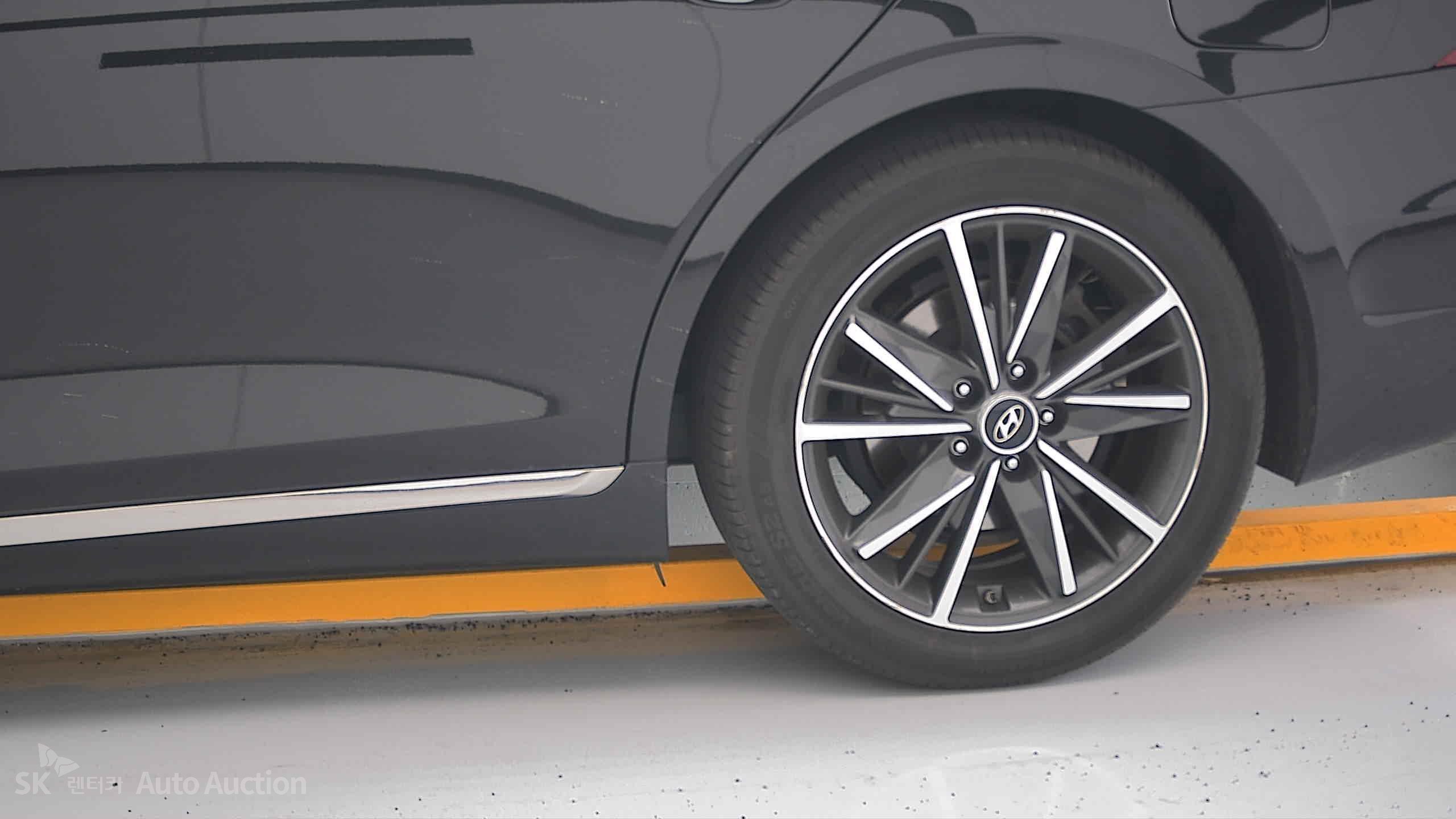 2023 - hyundai grandeur